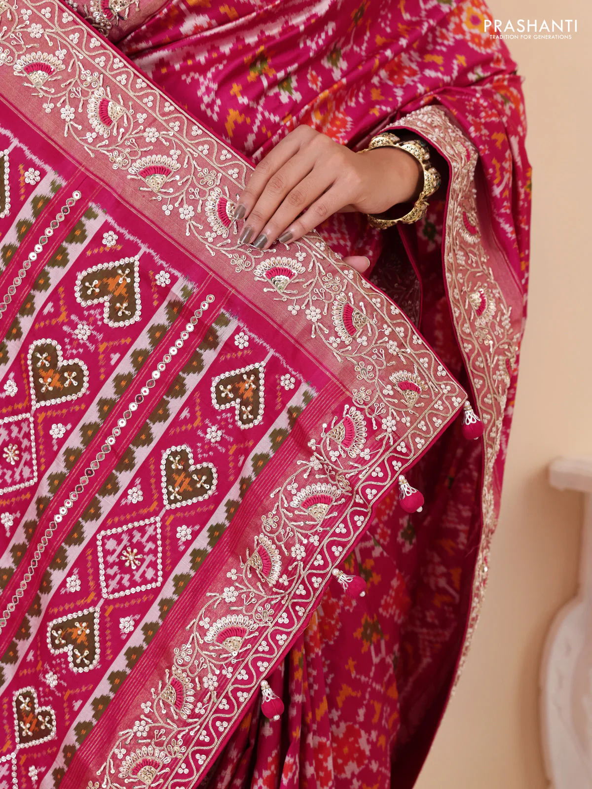 Pink Pochampally silk saree with allover ikat weaves and Embroidered border - Image 5