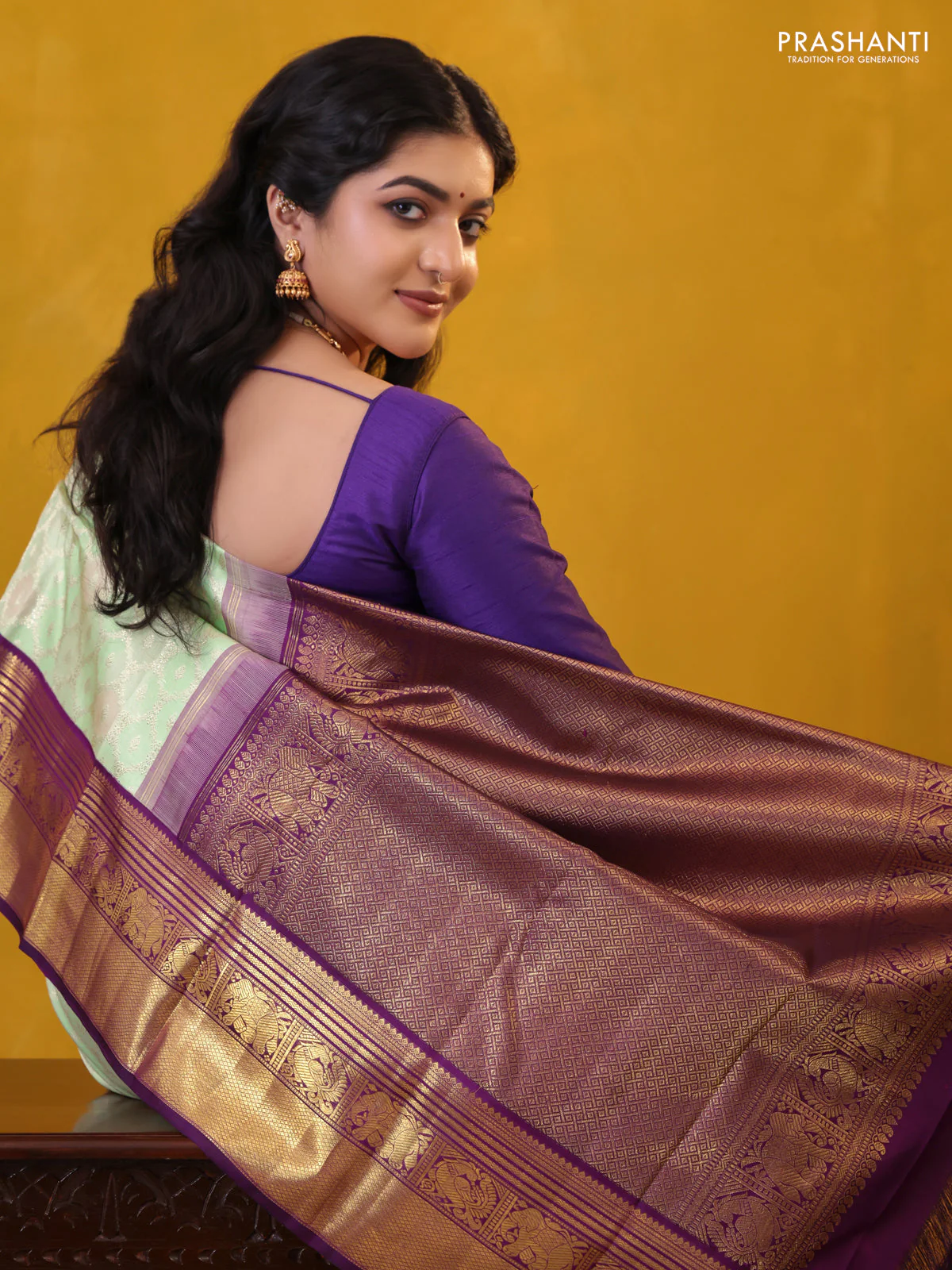 Pista Green-Violet Pure Kanchipuram Silk Saree With Allover Silver zari woven Brocade weaves - Image 5