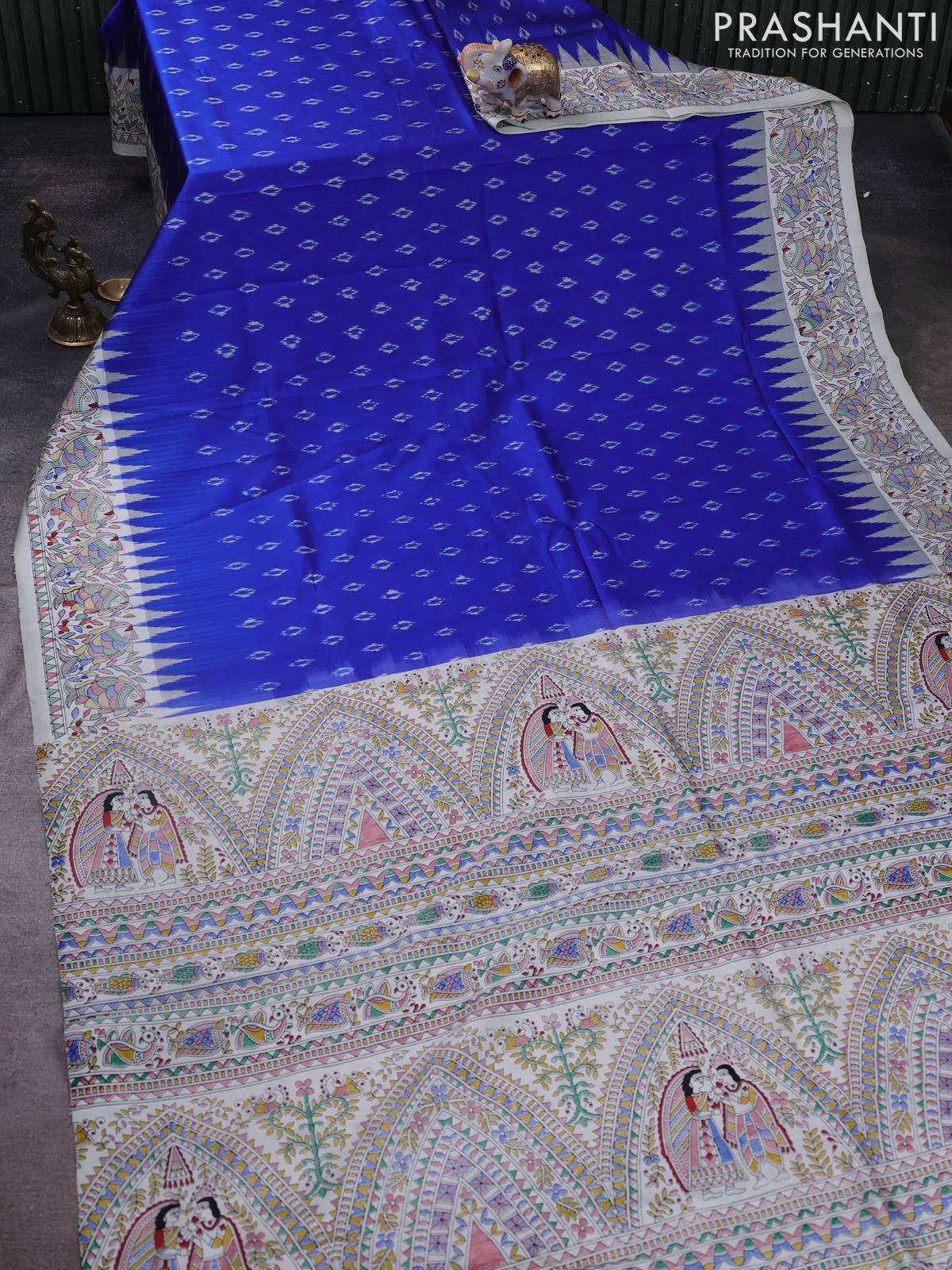 Pochampally silk saree blue and off white with allover ikat woven buttas and madhubani prints - Image 2