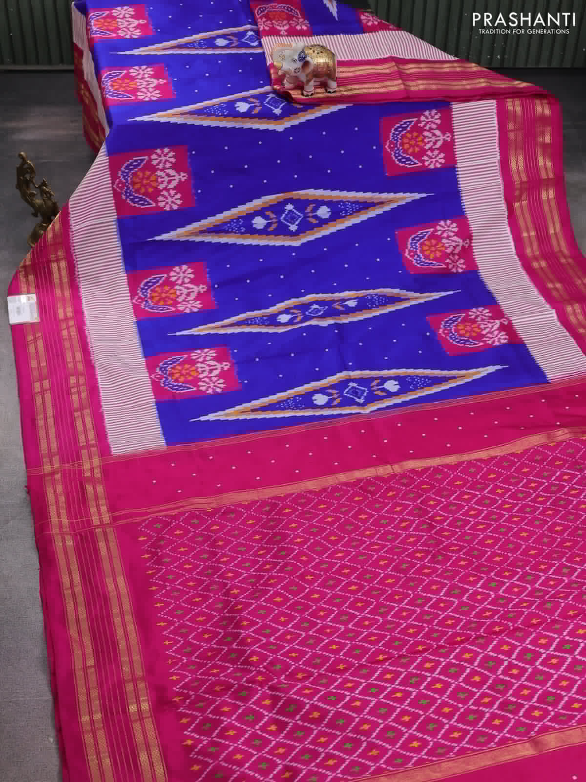 Pochampally silk saree blue and pink with allover ikat weaves & thread buttas and zari woven border - Image 2