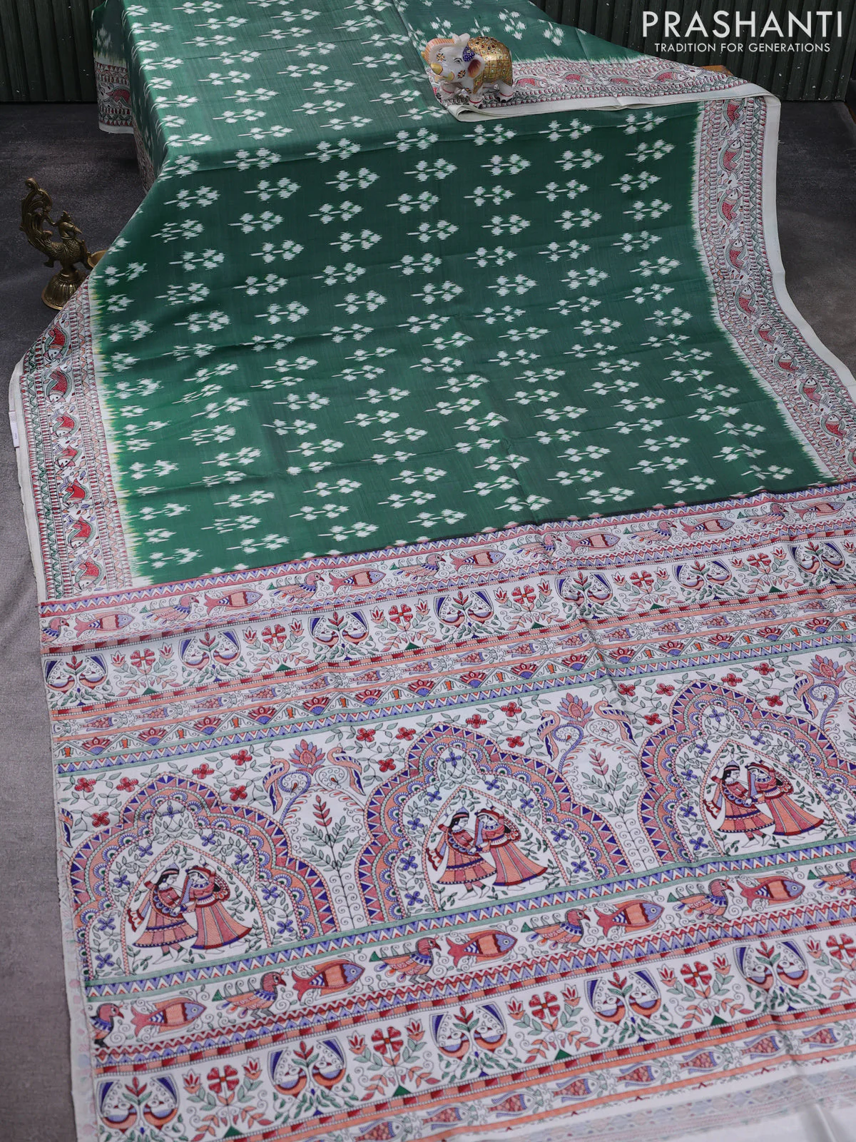 Pochampally silk saree green and cream with allover ikat woven buttas and madhubani prints - Image 2