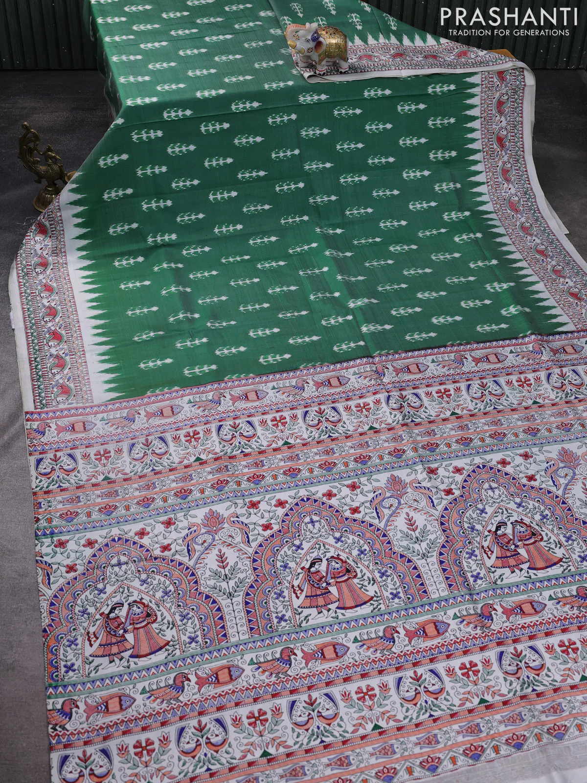 Pochampally silk saree green and cream with allover ikat woven buttas and madhubani prints - Image 2