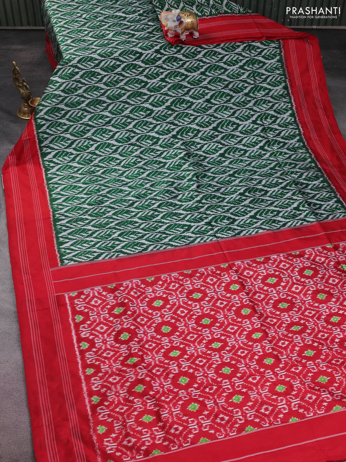 Pochampally silk saree green and red with allover ikat weaves and rettapet woven border - Image 2