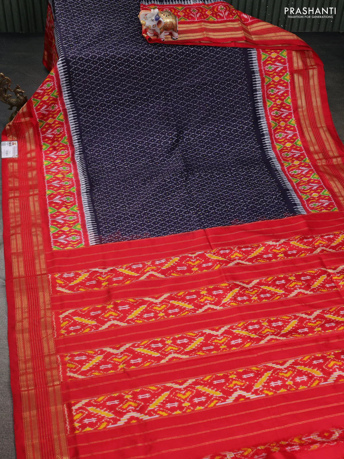 Pochampally silk saree navy blue and red with allover ikat prints and zari woven border - Image 2