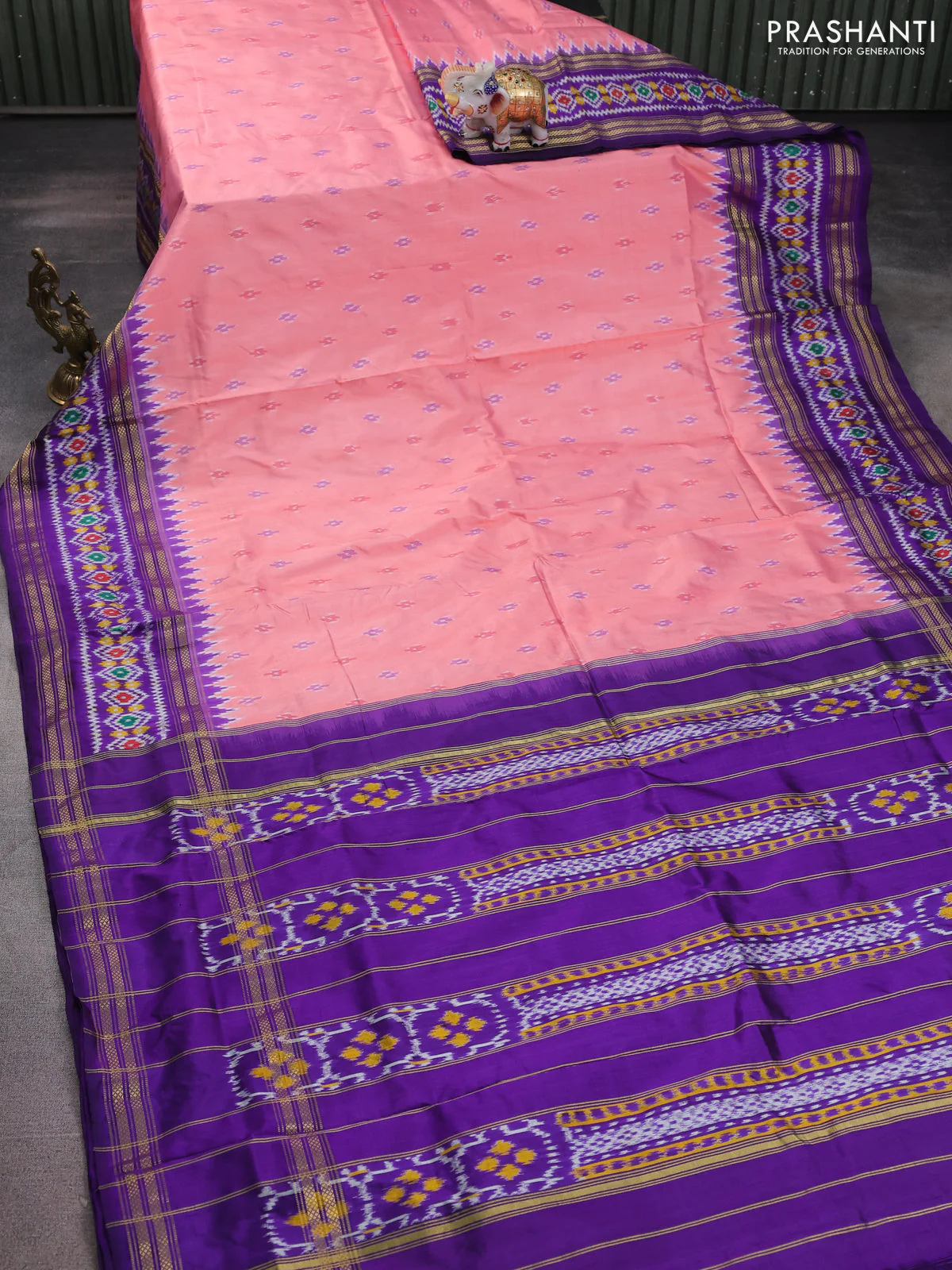 Pochampally silk saree peach pink and violet with ikat butta weaves and rettapet zari woven ikat style border - Image 2