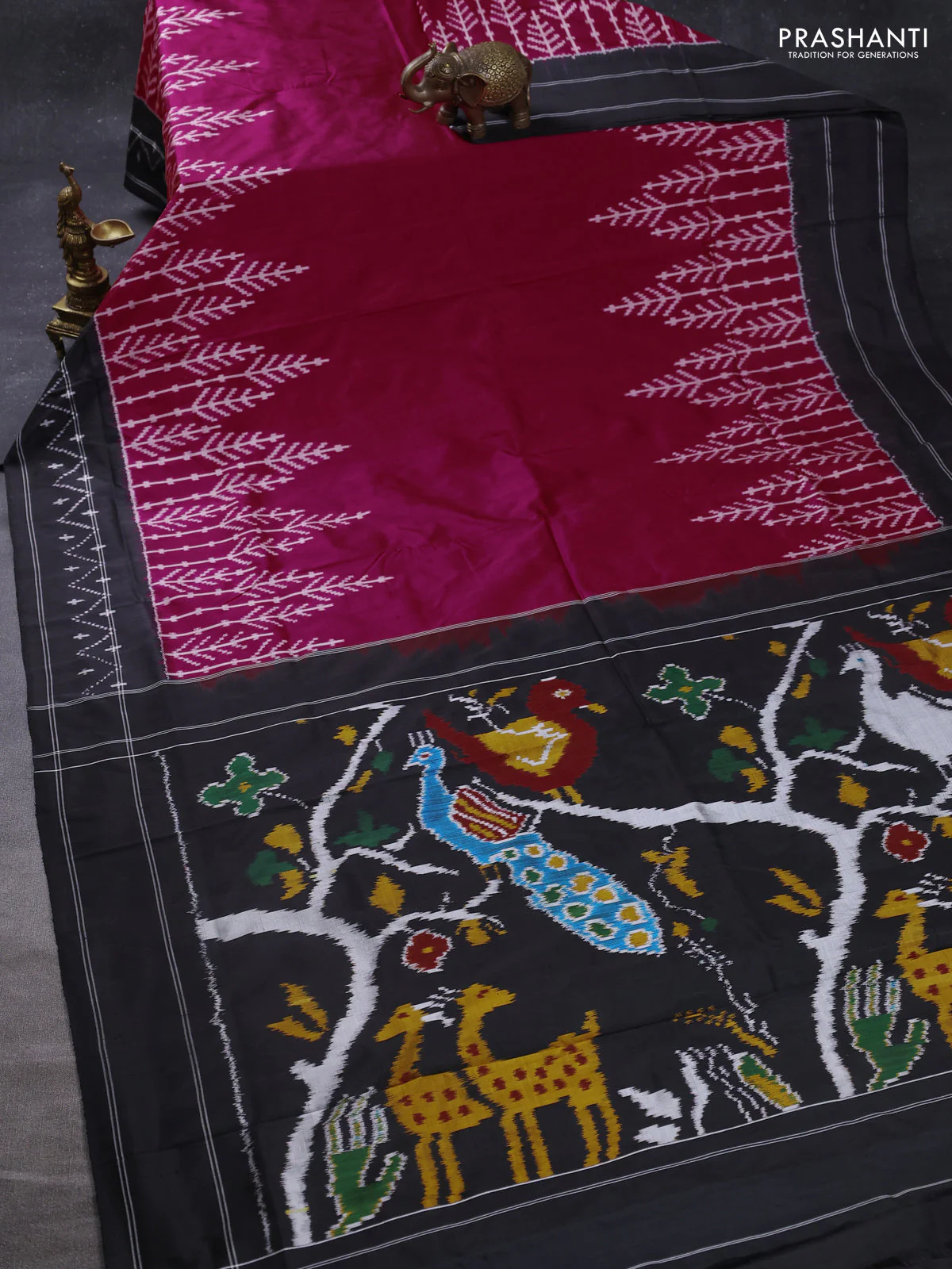 Pochampally silk saree pink and black with plain body and long ikat woven border - Image 2