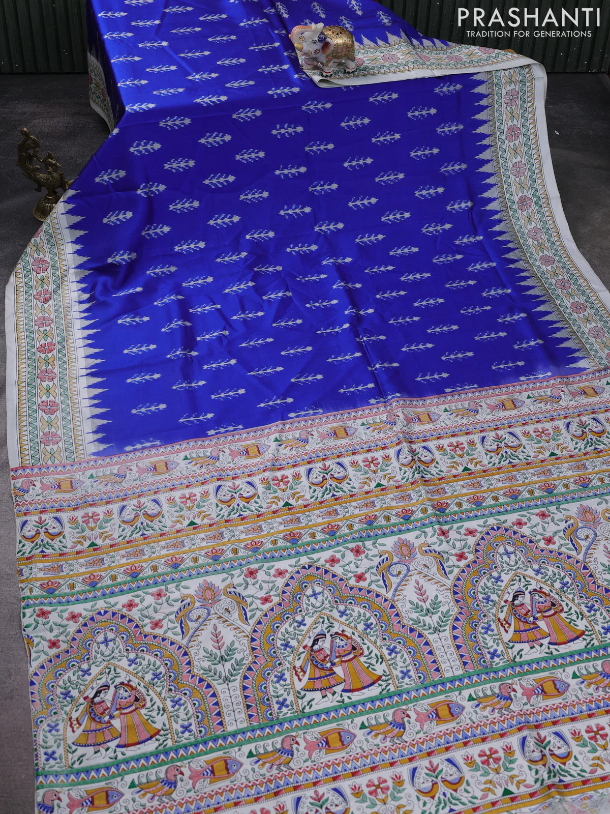 Pochampally silk saree royal blue and off white with allover ikat woven buttas and madhubani prints - Image 2
