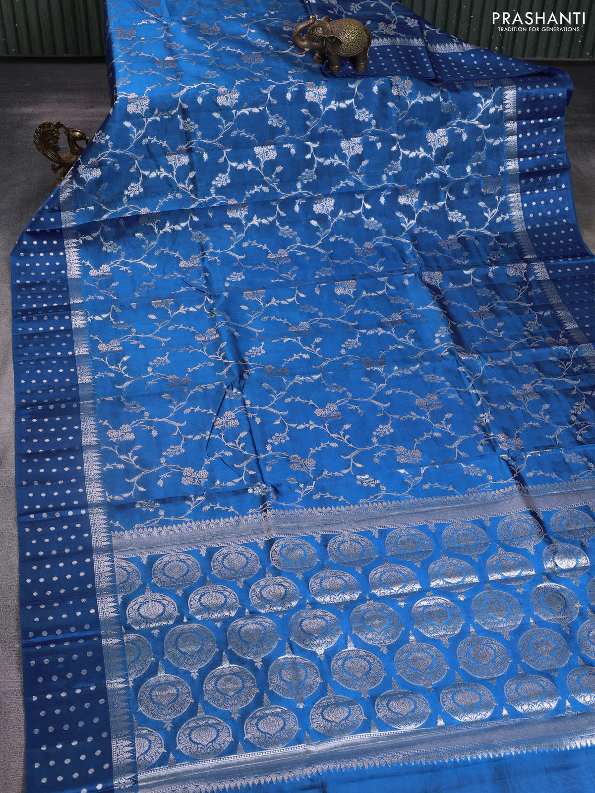 Poona silk saree cs blue with allover silver zari weaves and silver zari woven butta border - Image 2