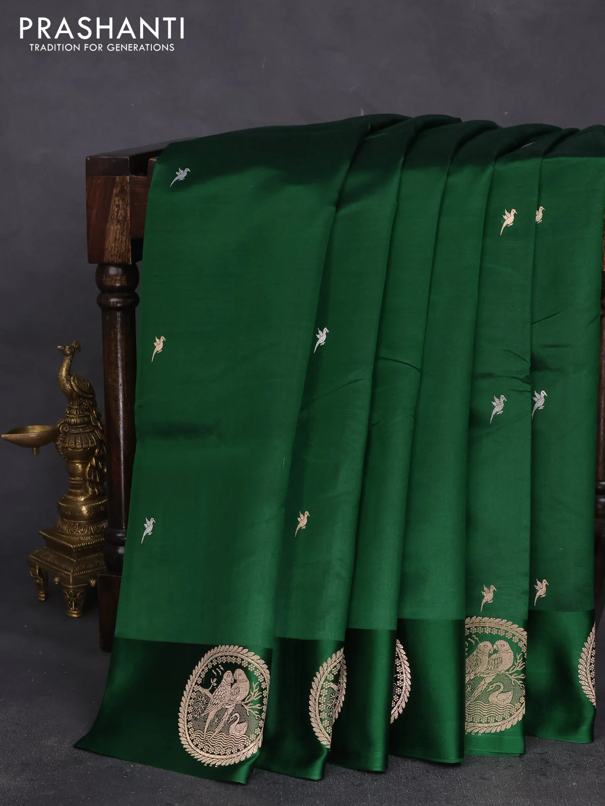 Poona silk saree green with silver & gold zari buttas and satin border - Image 5