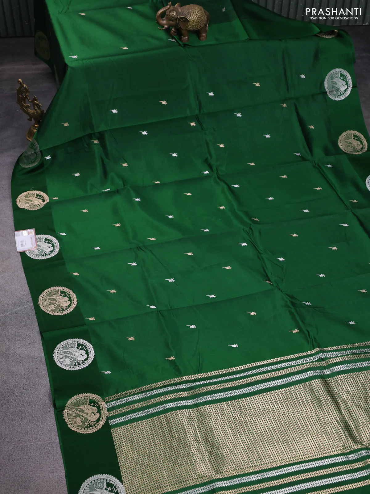 Poona silk saree green with silver & gold zari buttas and satin border - Image 6