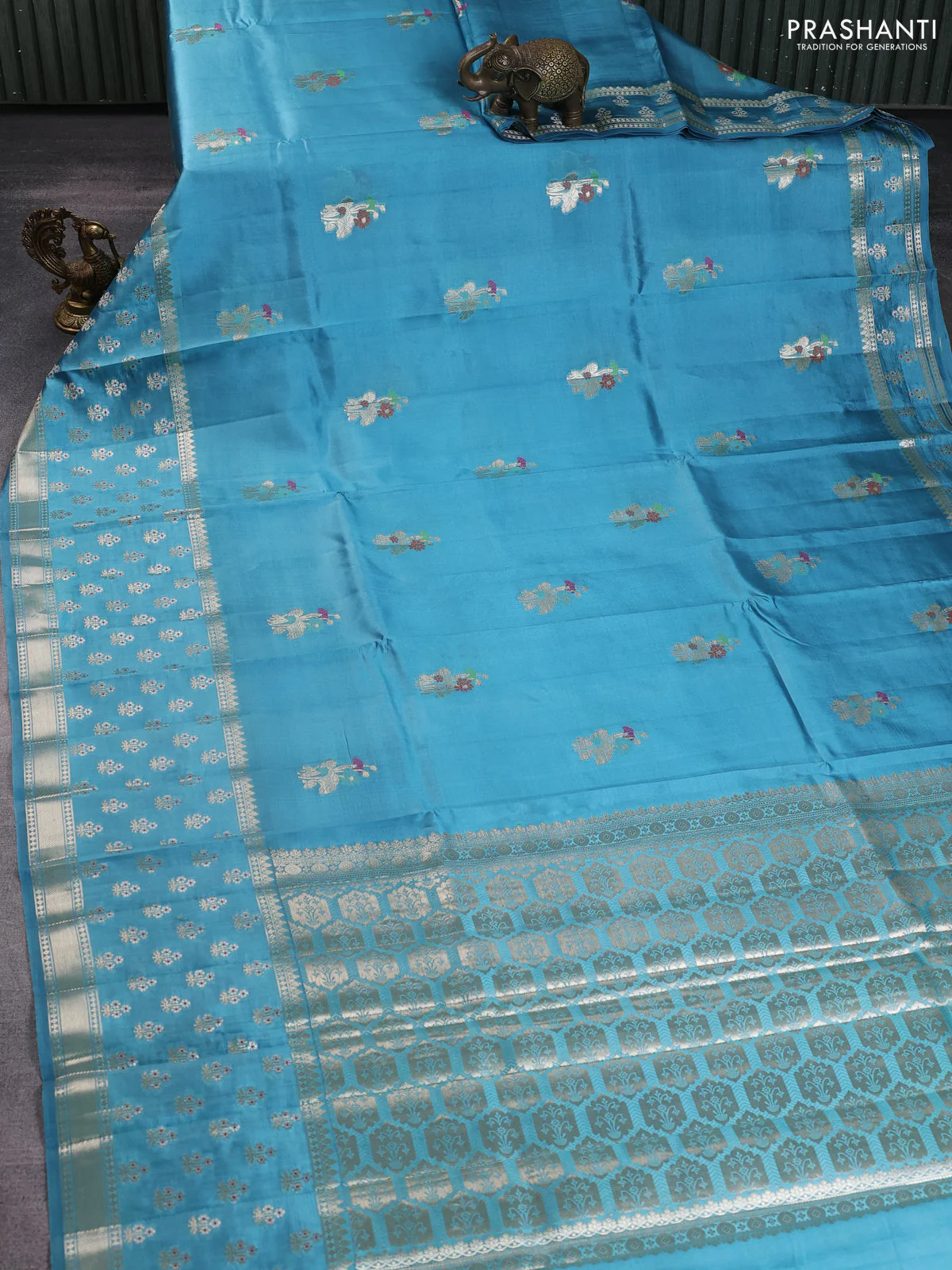 Poona silk saree teal blue with thread & zari woven floral buttas and long zari woven butta border - Image 2
