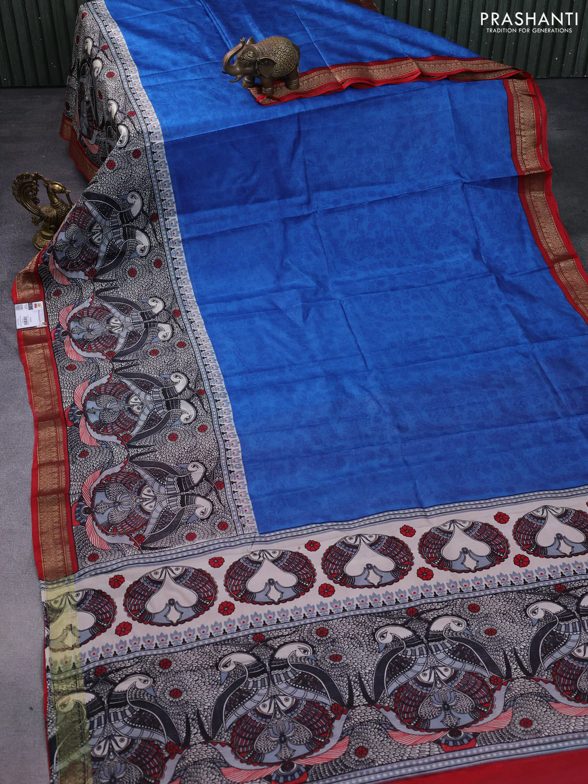 Printed silk saree blue and red with allover prints and long printed zari border - Image 2