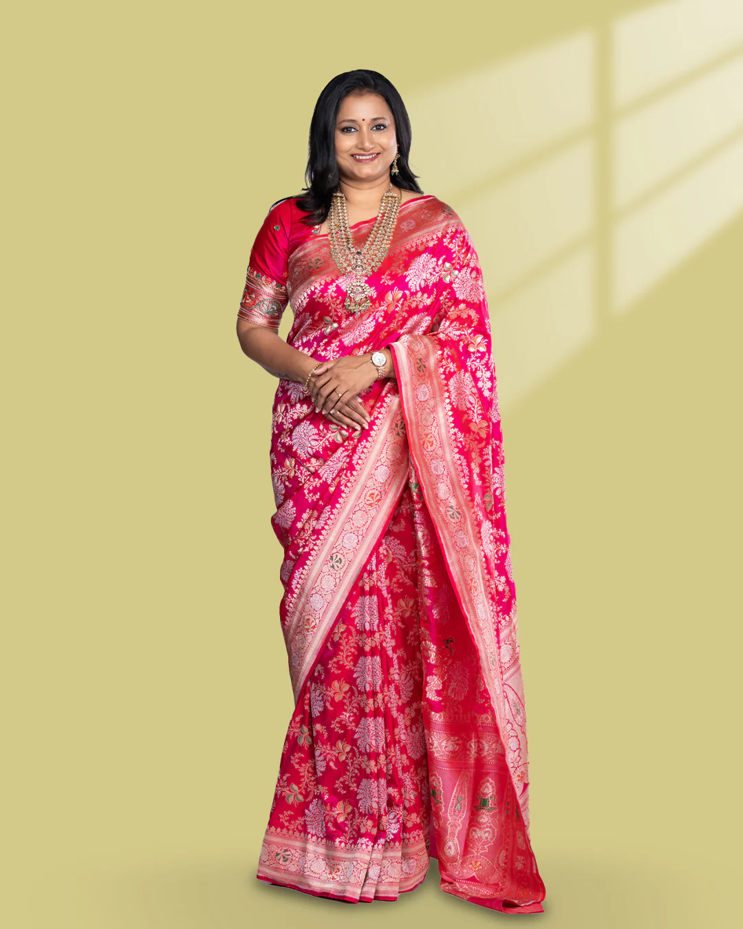 Pure banarasi uppada silk saree rani pink with allover thread & zari weaves and zari woven border - Image 4