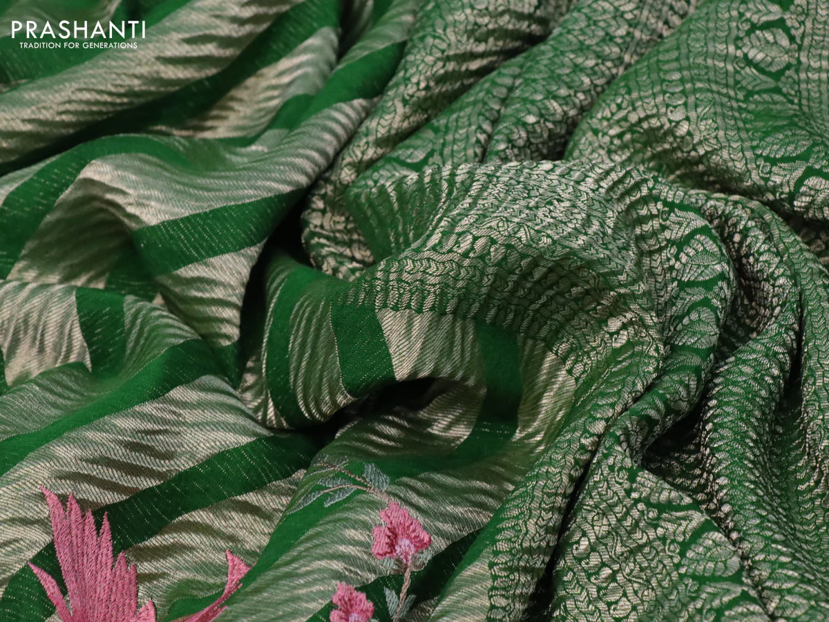 Pure crepe saree green with allover zari woven leheriya weaves & embroidery work and zari woven border - Image 3