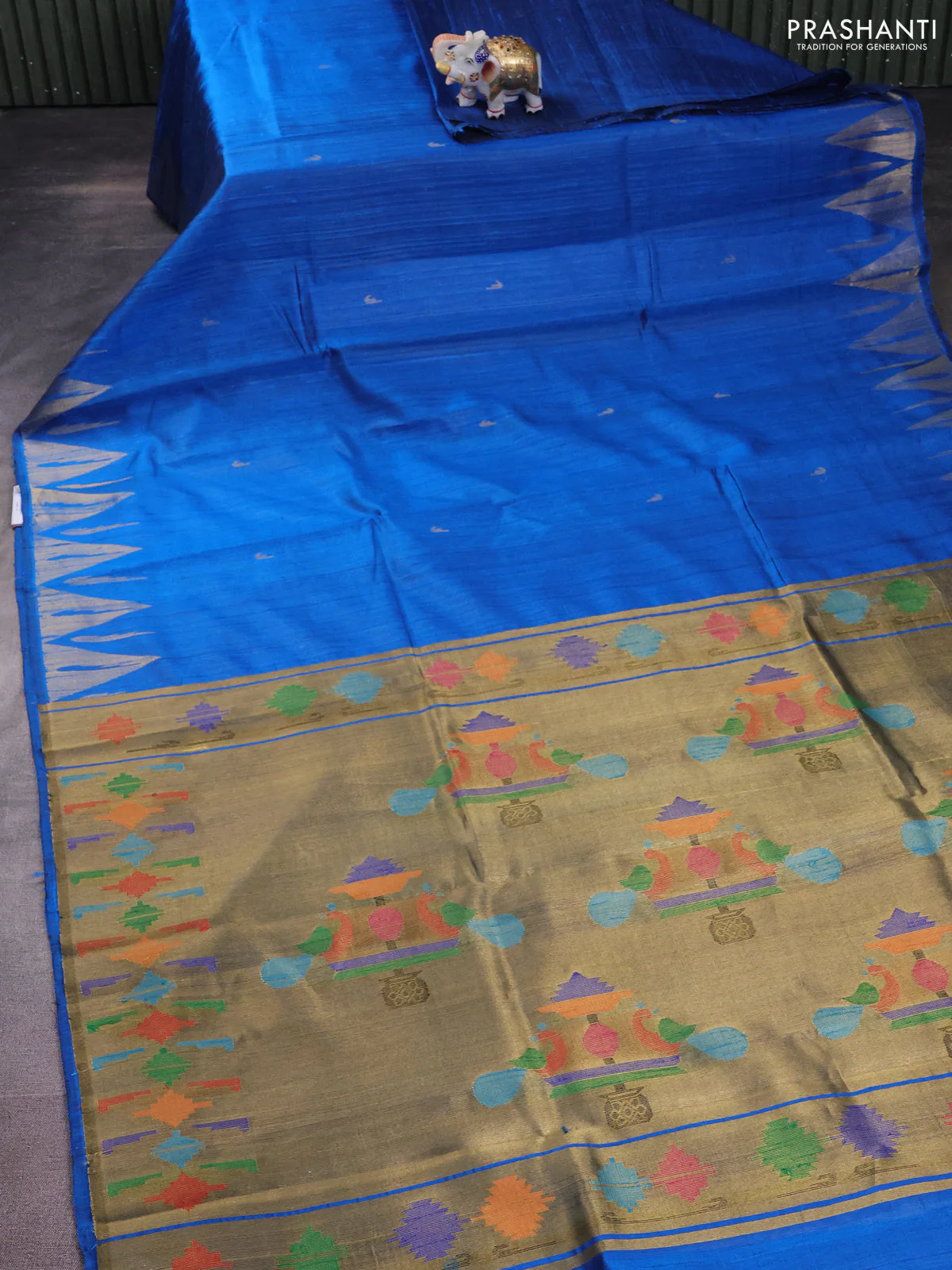 Pure dupion silk saree cs blue with zari woven muniya buttas and temple design zari woven border - Image 2