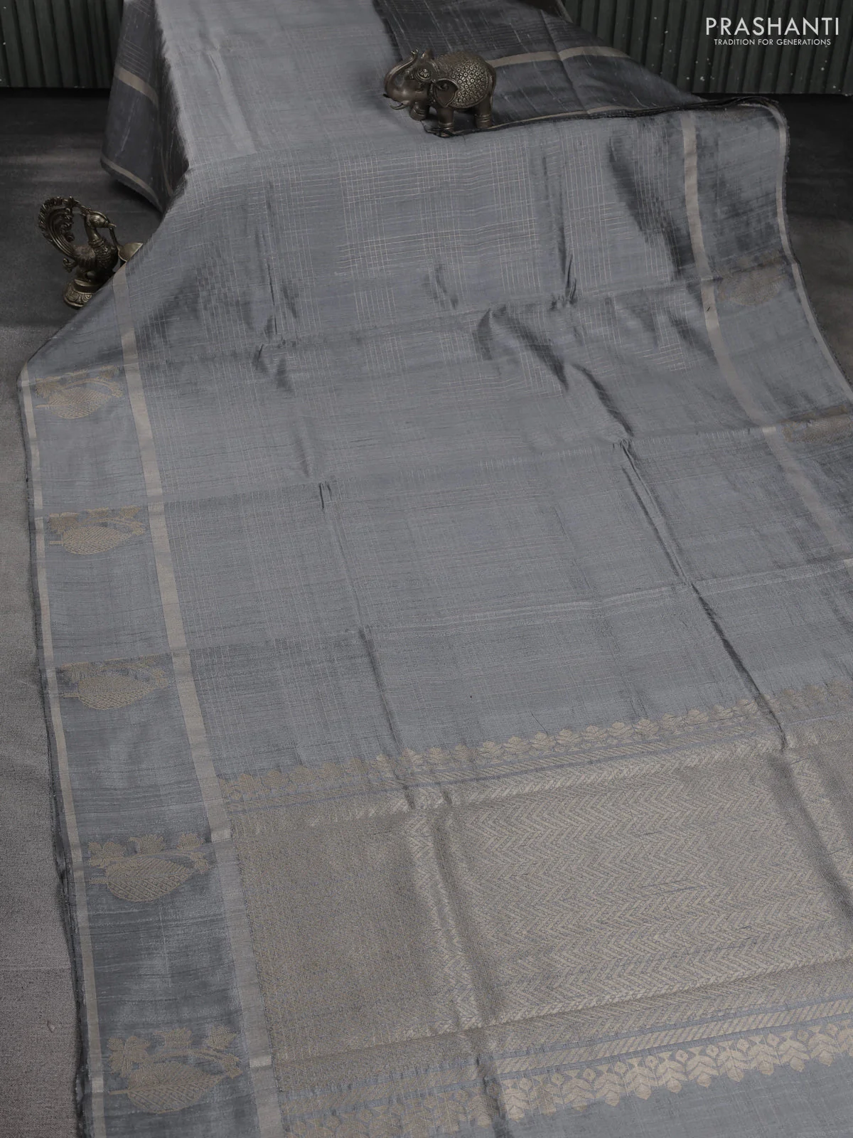 Pure dupion silk saree grey with allover zari woven checked pattern and zari woven butta border - Image 2