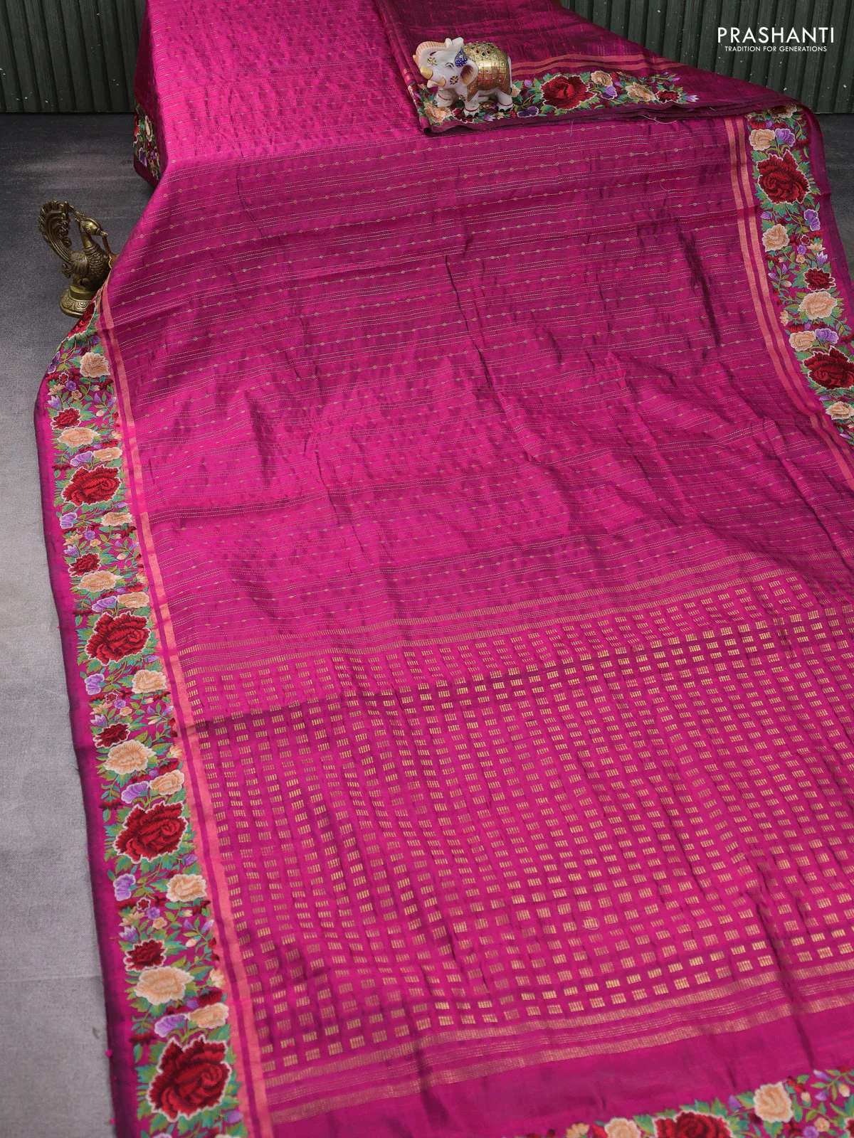 Pure dupion silk saree pink with allover zari weaves and zari woven floral embroidery border - Image 2