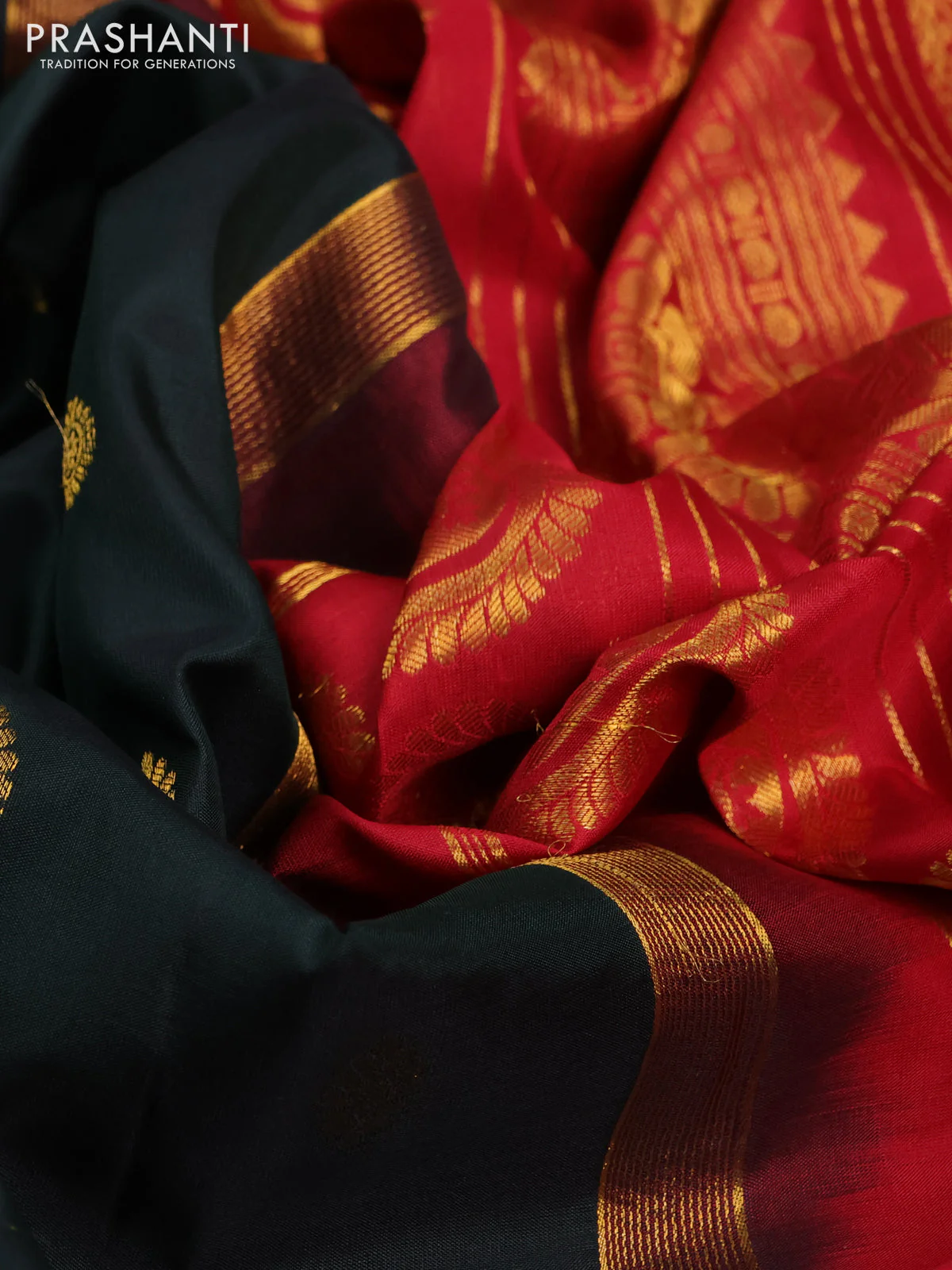 Pure gadwal silk saree deep bottle green and red with zari woven buttas and rettapet zari woven border - Image 3