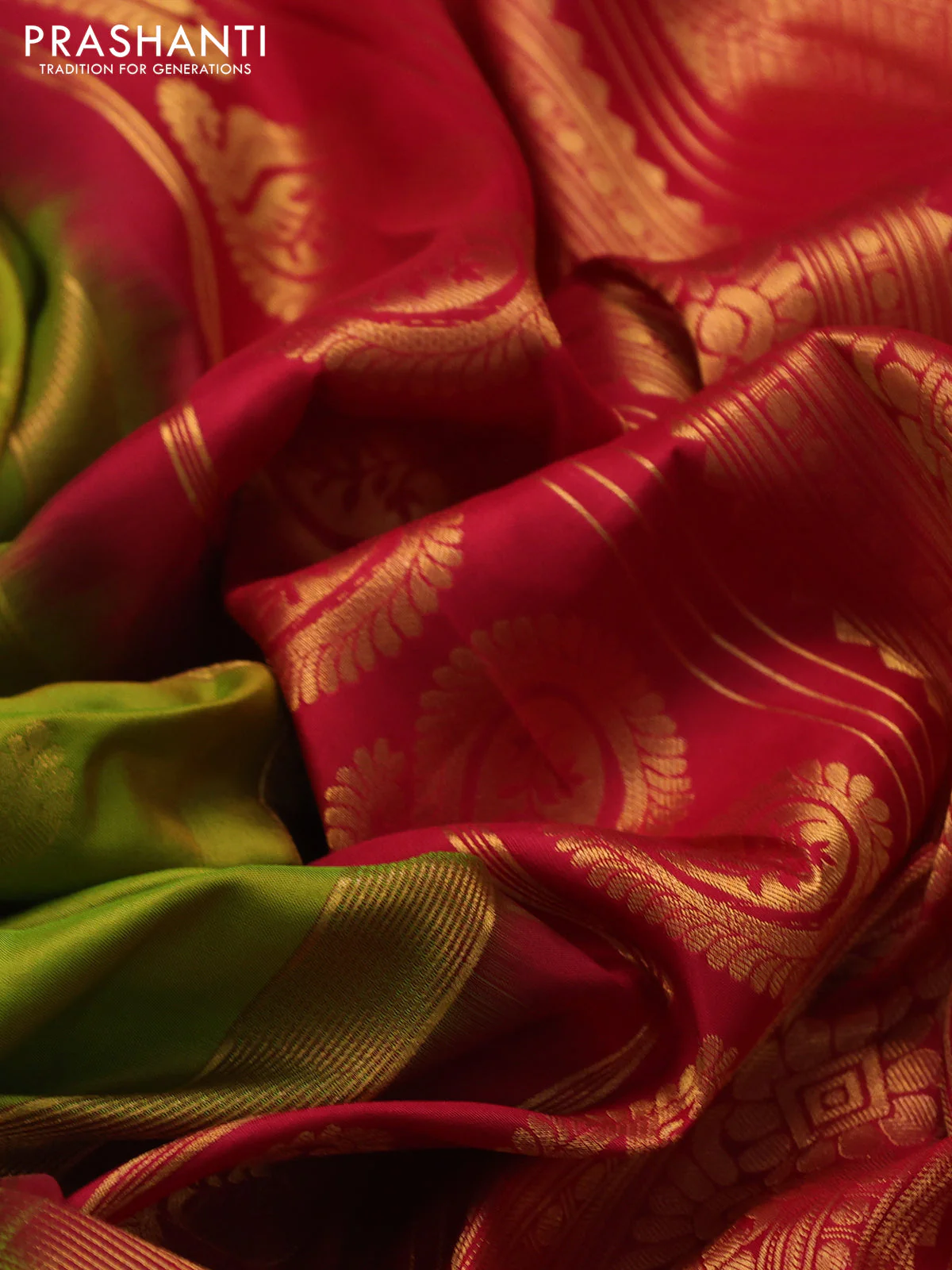 Pure gadwal silk saree dual shade of light green and red with zari woven buttas and temple design zari woven border - Image 3