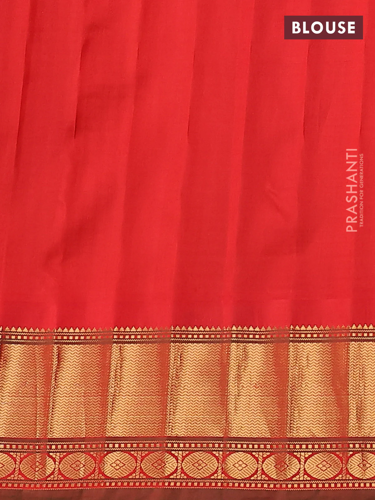 Pure gadwal silk saree off white black and red with allover checks & zari buttas and temple design zari woven border - Image 4