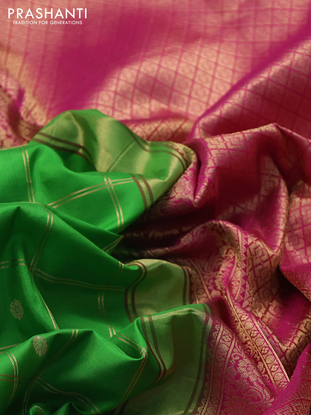 Pure gadwal silk saree parrot green and pink with allover zari checks & buttas and temple design zari woven border - Image 3