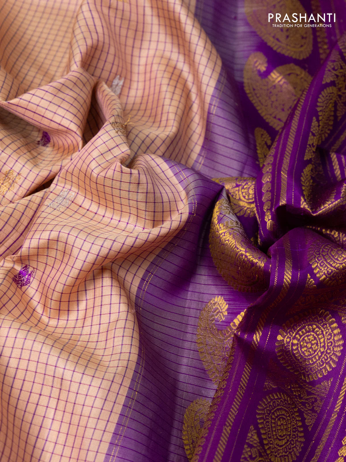 Pure gadwal silk saree peach orange and purple with allover checks & buttas and temple design zari woven border - Image 3