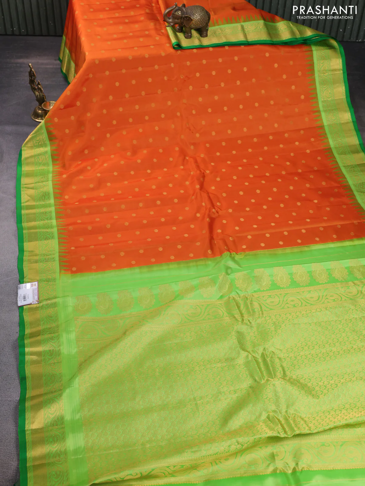 Pure gadwal silk saree sunset orange and light green with zari woven buttas and temple design zari woven border - Image 2
