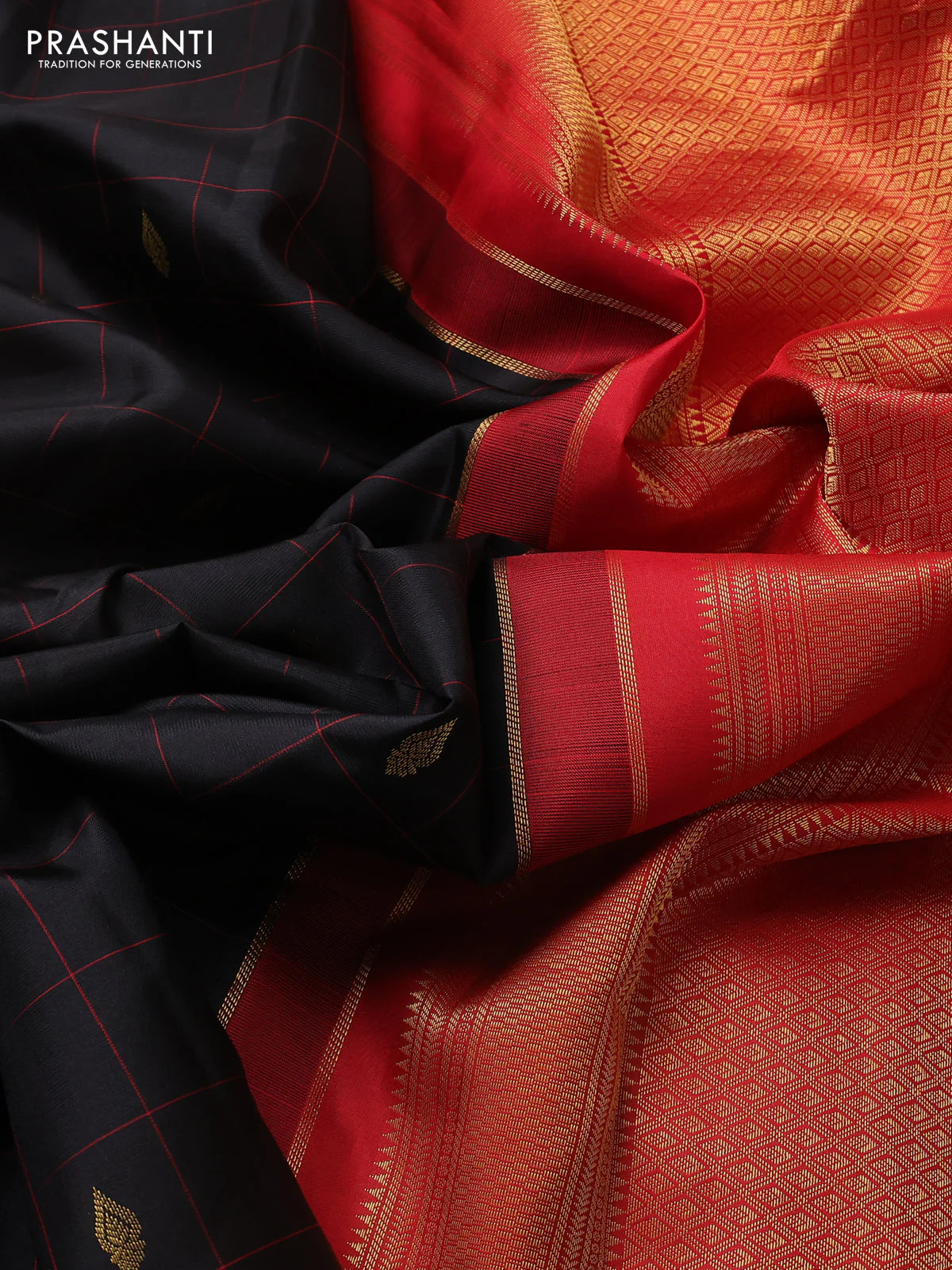Pure kanchipuram silk saree black and red with allover checks & buttas and zari woven korvai border - Image 3
