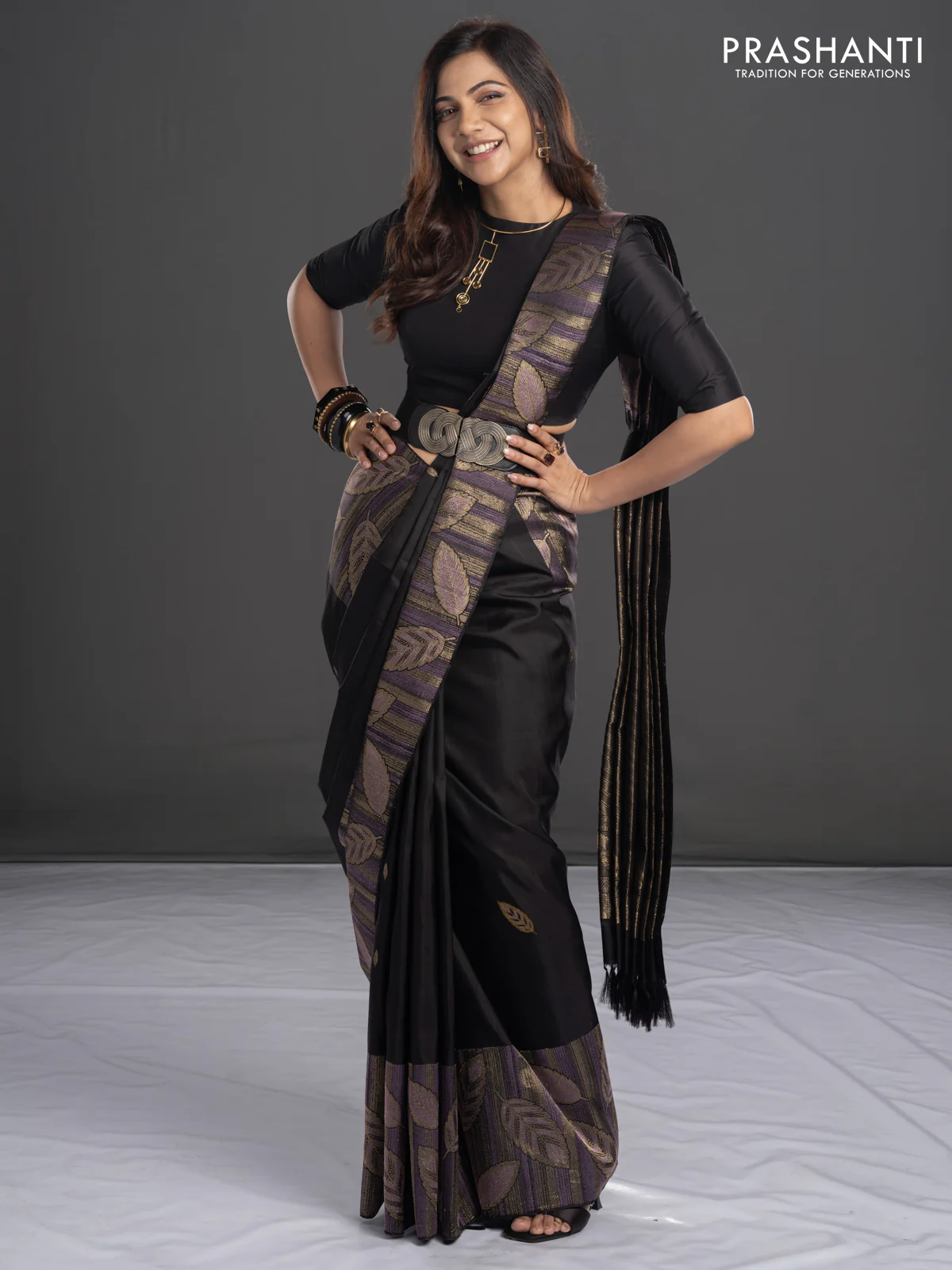 Pure kanchipuram silk saree black with leaf thread & zari woven buttas and long leaf design woven border - Image 3