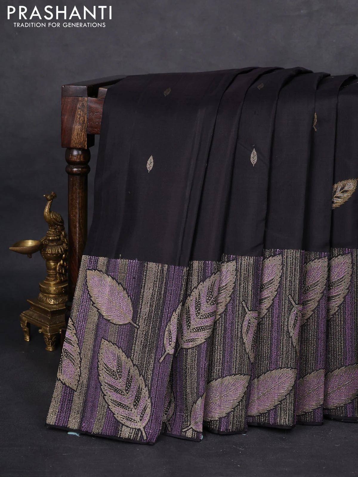 Pure kanchipuram silk saree black with leaf thread & zari woven buttas and long leaf design woven border - Image 5