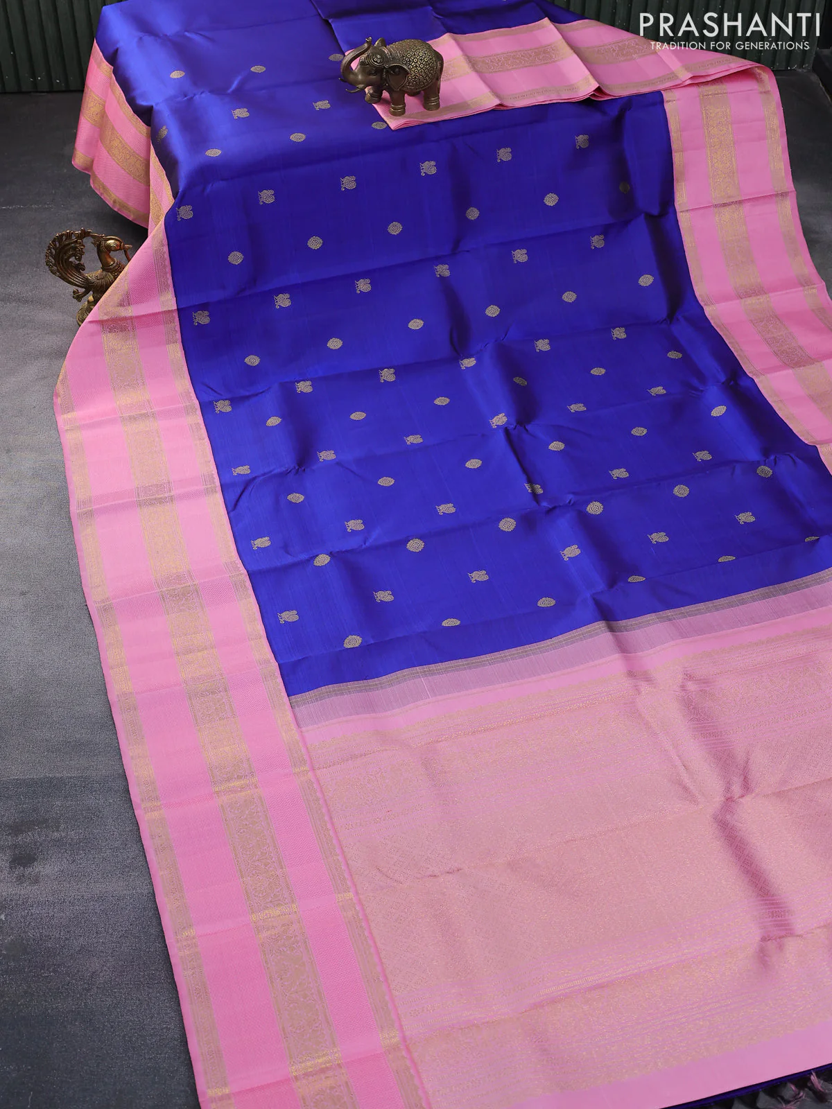 Pure kanchipuram silk saree blue and light pink with annam zari woven buttas and zari woven border - Image 2