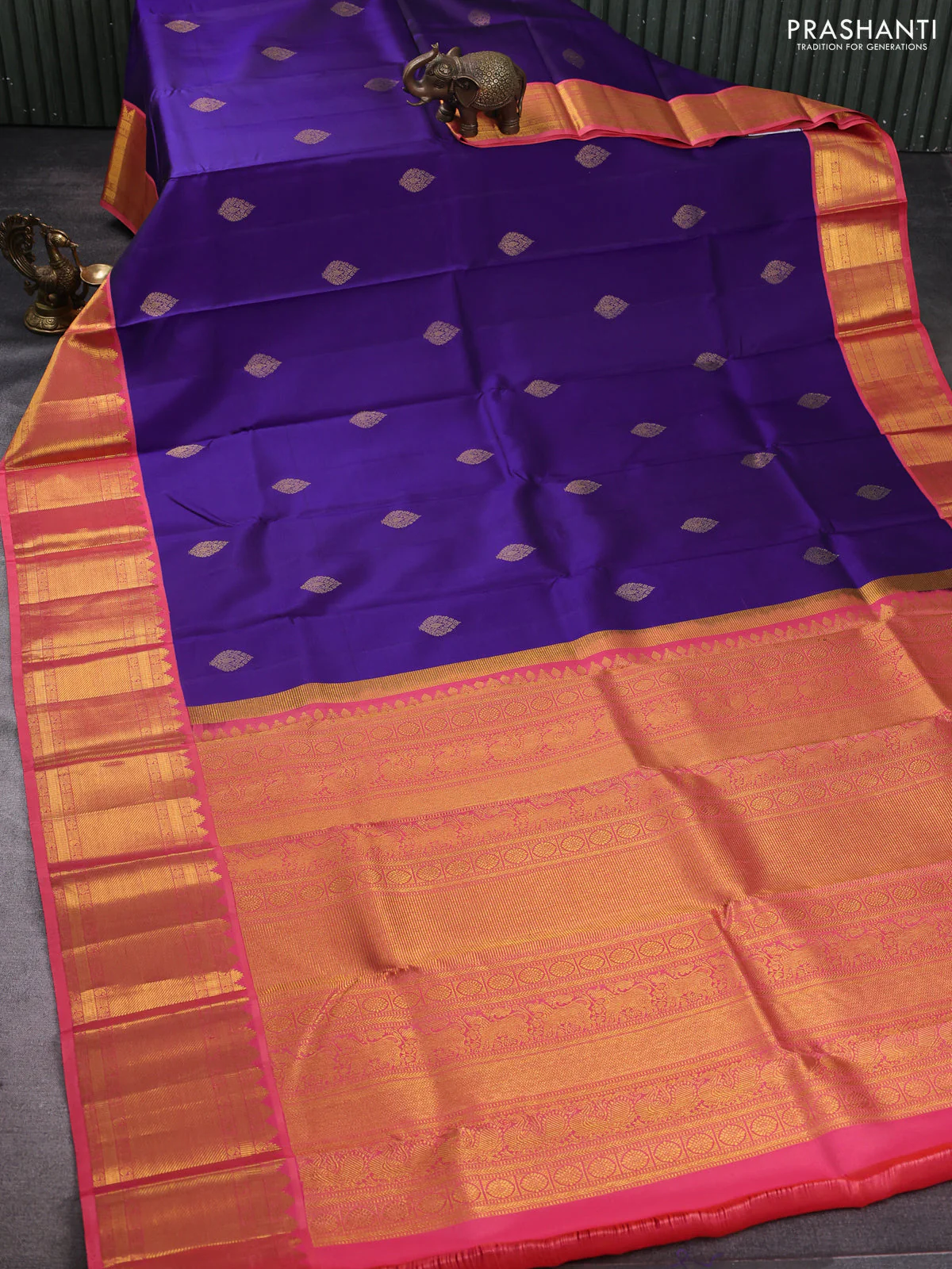 Pure kanchipuram silk saree blue and peach shade with zari woven buttas and zari woven border - Image 2