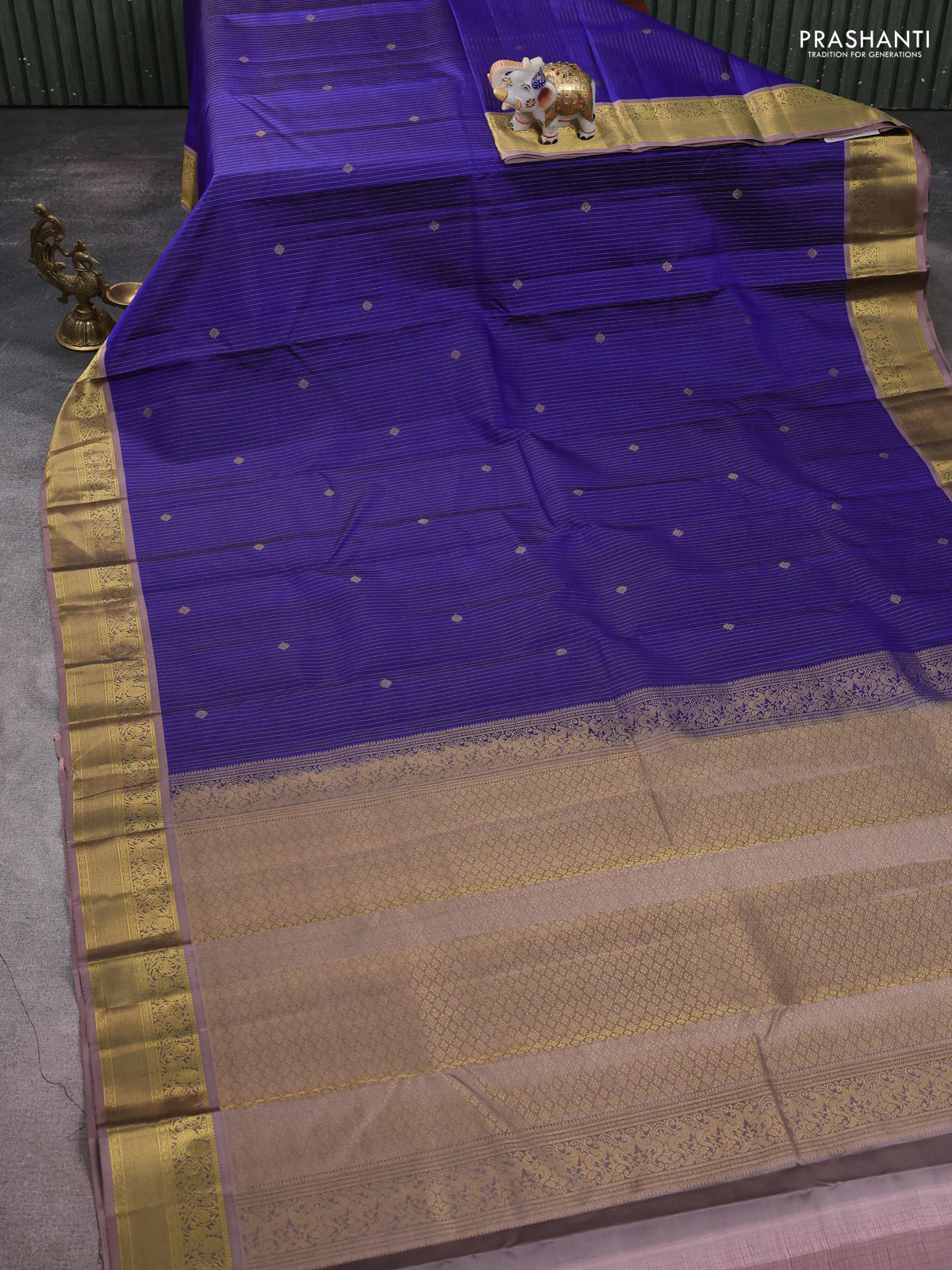 Pure kanchipuram silk saree blue and rosy brown with zari weaves & buttas and zari woven border - Image 2