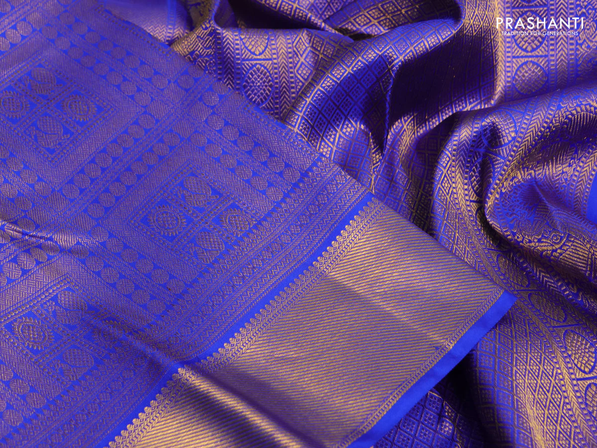 Pure kanchipuram silk saree blue with allover zari woven checked brocade weaves and rich zari woven border - Image 3