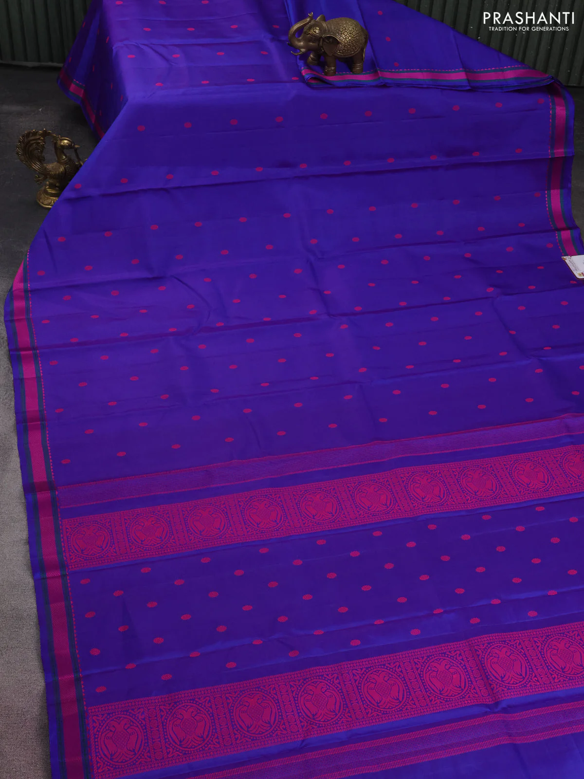 Pure kanchipuram silk saree blue with woven buttas and thread woven border - Image 2