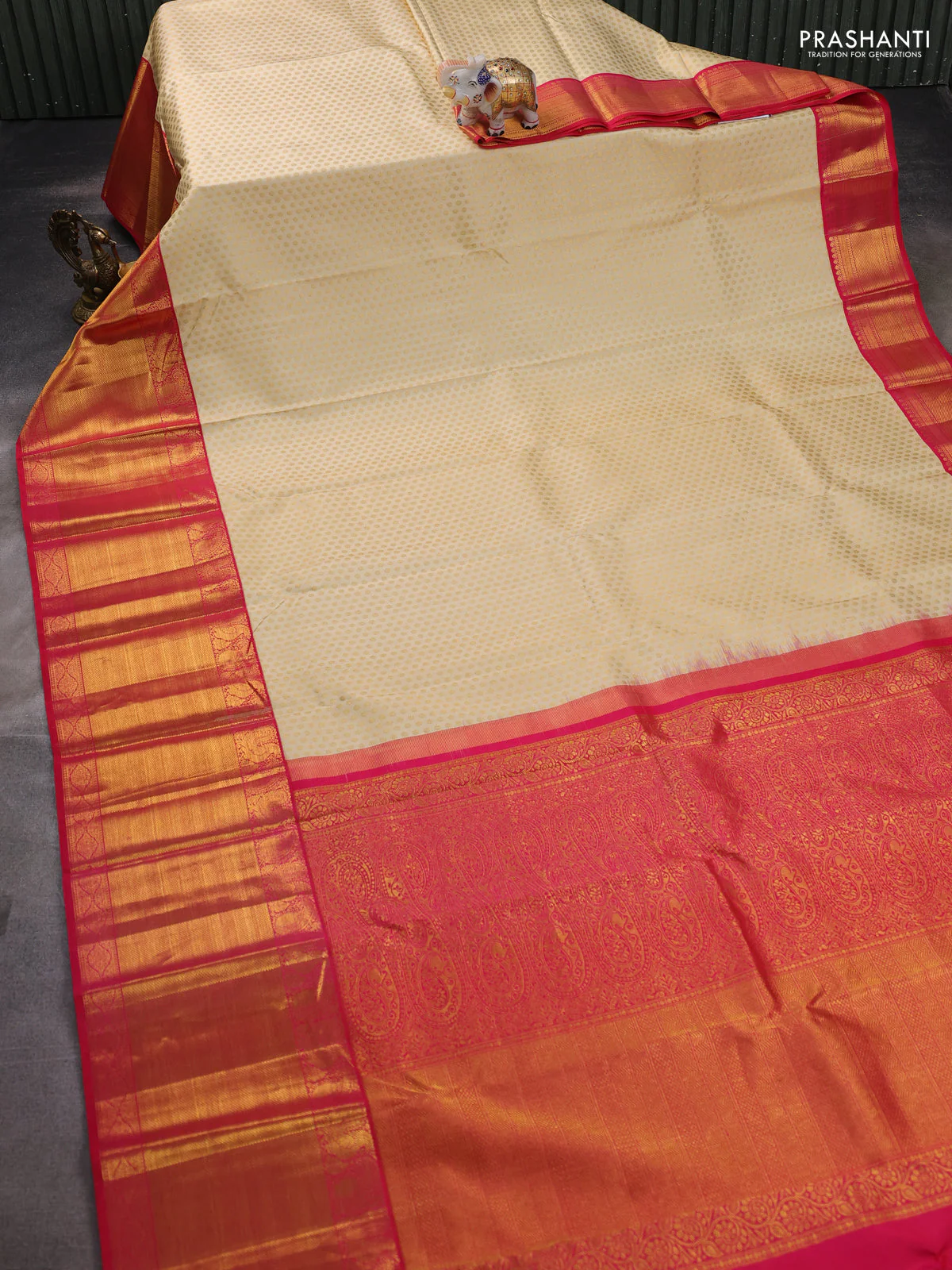 Pure kanchipuram silk saree cream and pink with allover zari woven 1000 butta weaves and zari woven border - Image 2