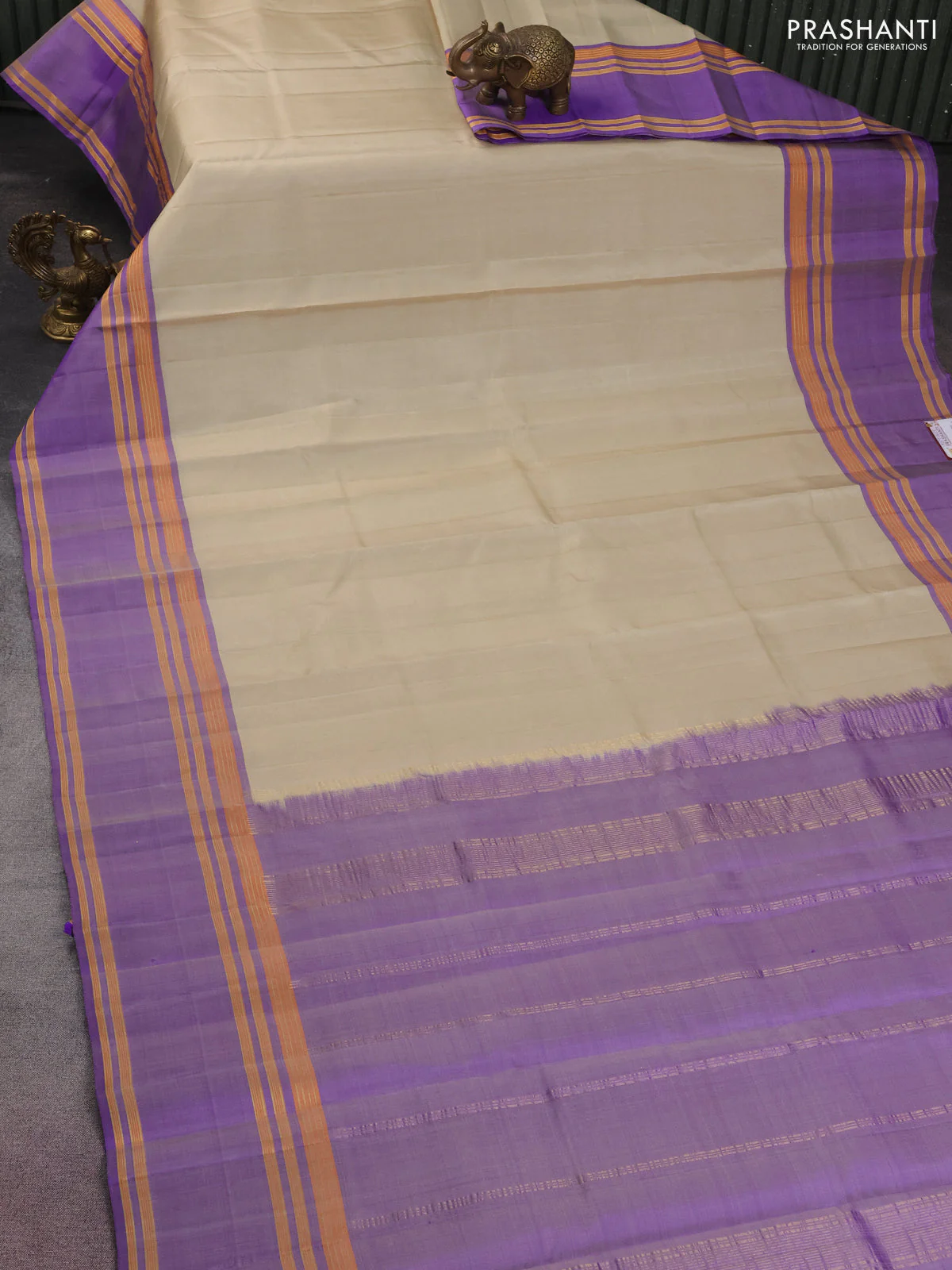 Pure kanchipuram silk saree cream and violet with plain body and rettapet zari woven border - Image 2