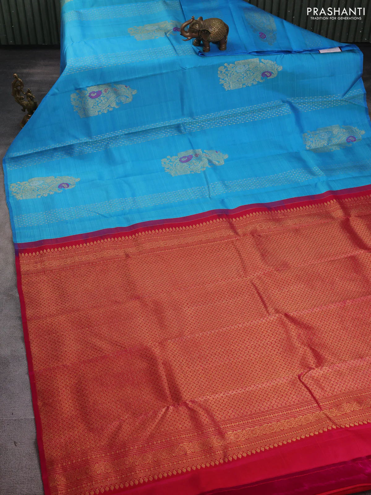 Pure kanchipuram silk saree cs blue and pink with allover zari weaves & buttas in borderless style - Image 2