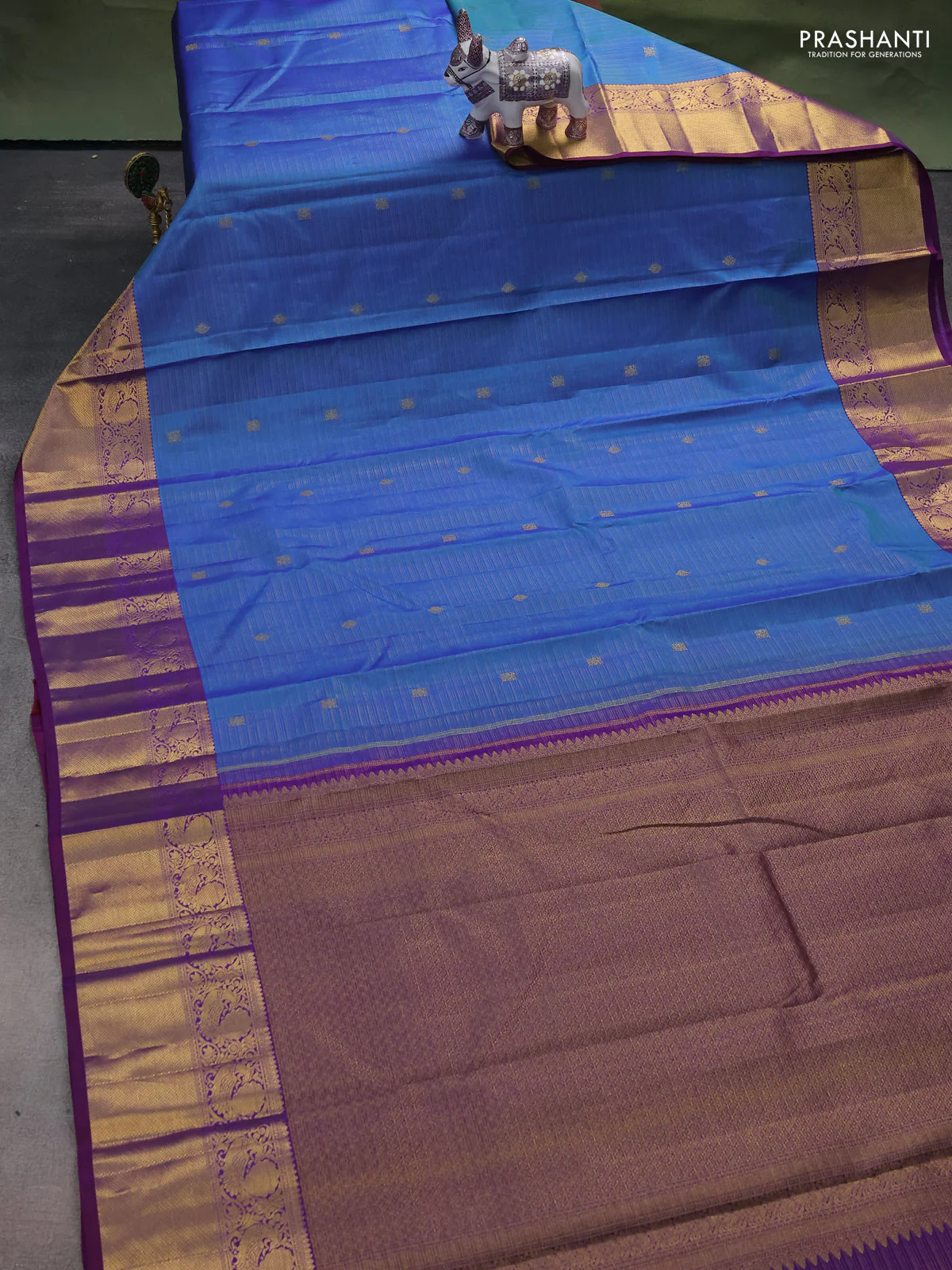 Pure kanchipuram silk saree cs blue and purple with allover zari woven vairaosi pattern & buttas and zari woven border - Image 3