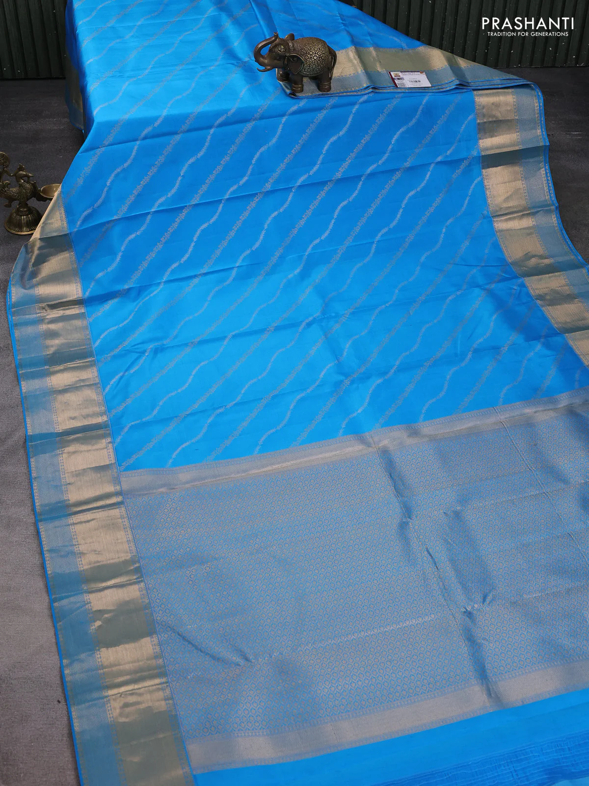 Pure kanchipuram silk saree cs blue with allover silver & gold zari weaves and rich zari woven border - Image 2