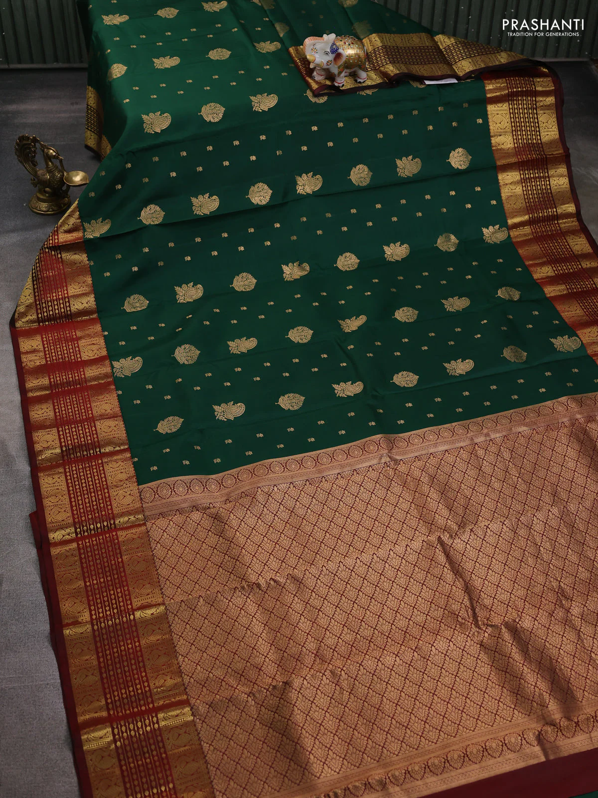 Pure kanchipuram silk saree dark green and maroon with zari woven buttas and long zari woven border - Image 2
