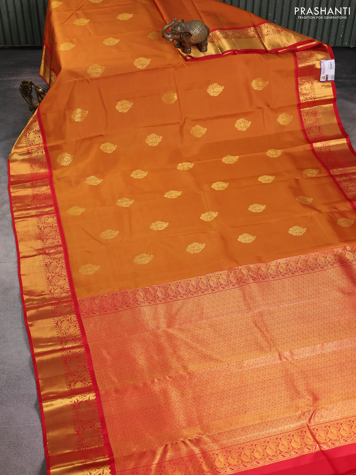 Pure kanchipuram silk saree dark mustard and red with zari woven buttas and annam zari woven korvai border - Image 2