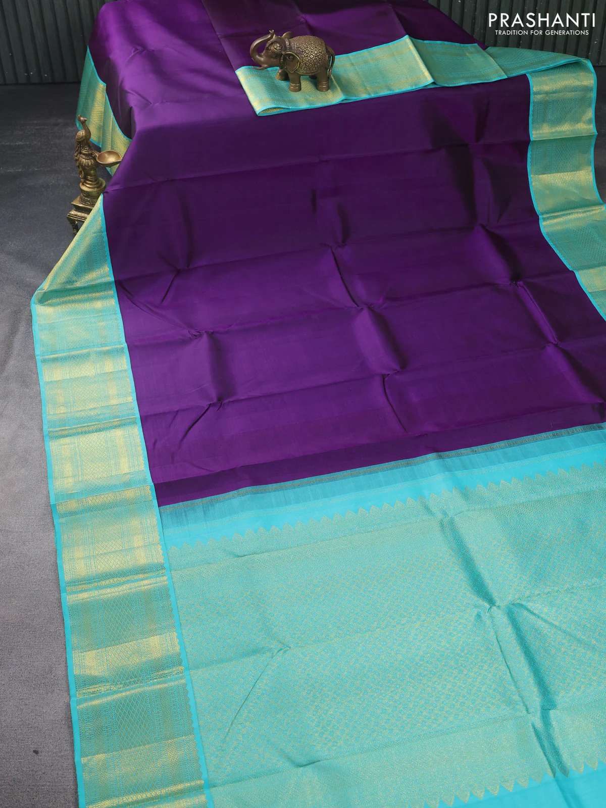 Pure kanchipuram silk saree deep purple and teal shade with plain body and zari woven korvai border - Image 2