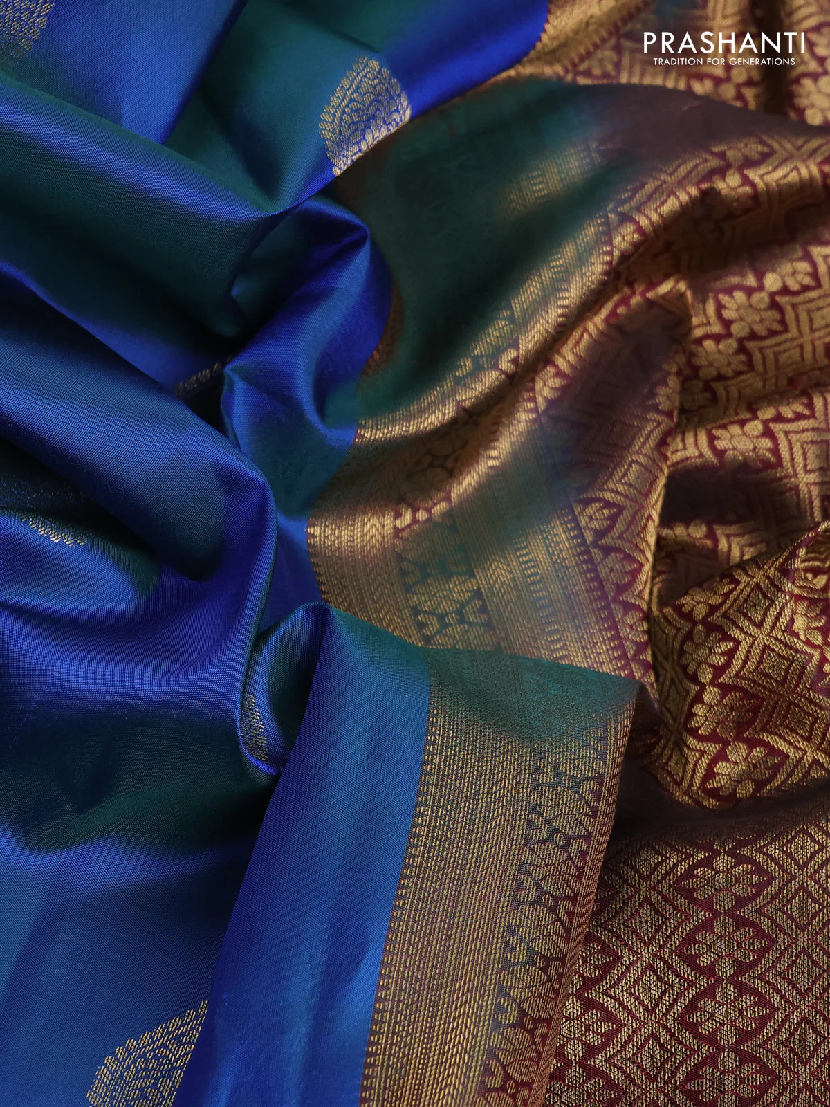 Pure kanchipuram silk saree dual shade of bluish green and dark magenta pink with zari woven buttas and long zari woven border - Image 3