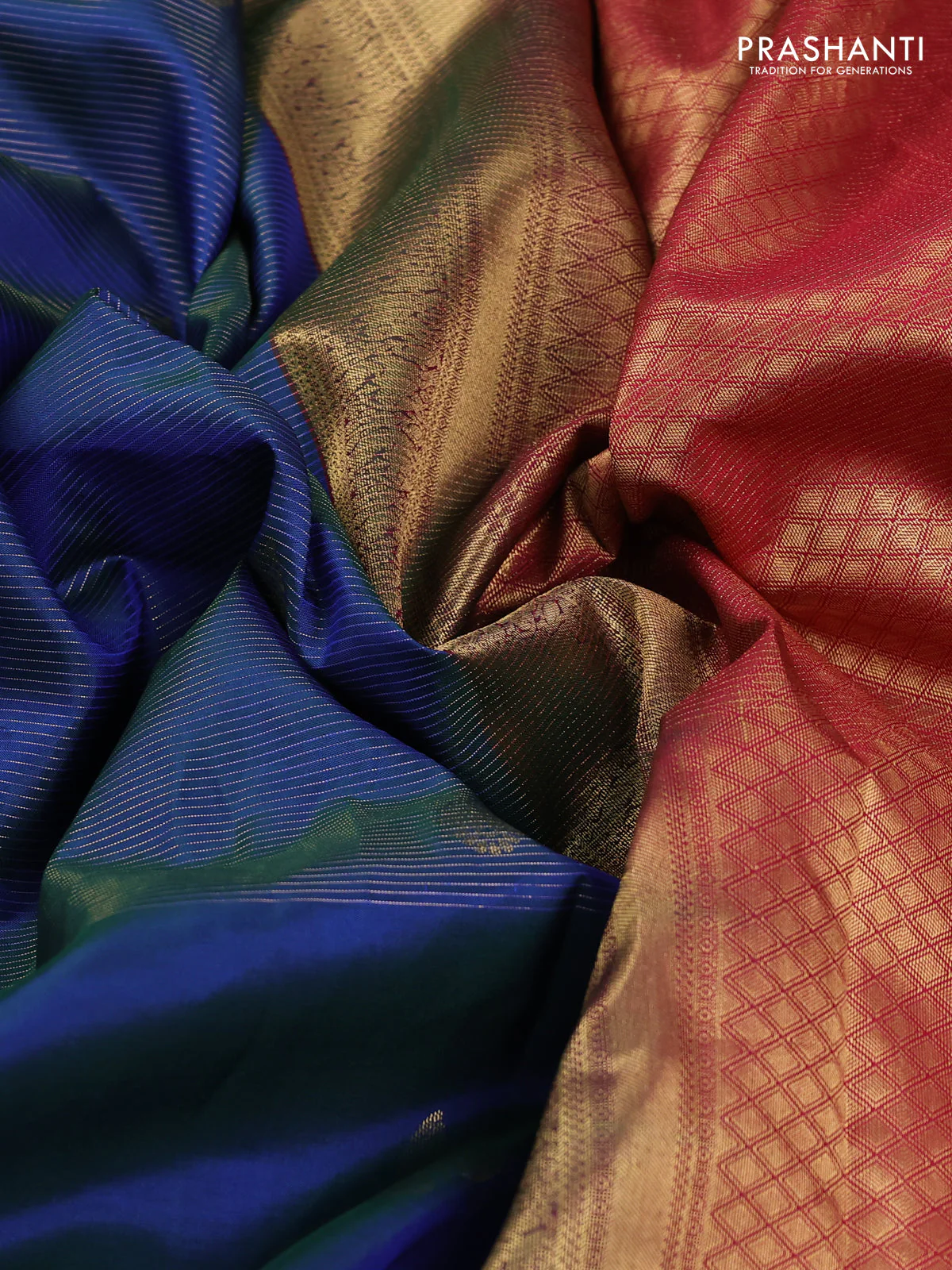 Pure kanchipuram silk saree dual shade of bluish green and reddish pink with allover zari weaves & buttas and rich zari woven korvai border - Image 3