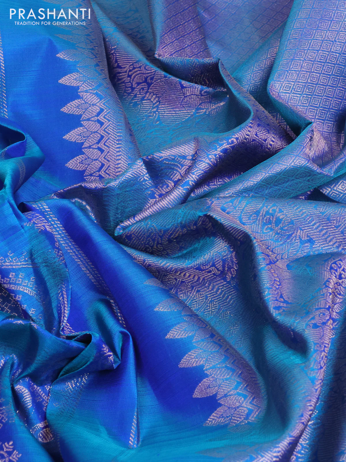 Pure kanchipuram silk saree dual shade of bluish green with allover zari weaves in borderless style - Image 3