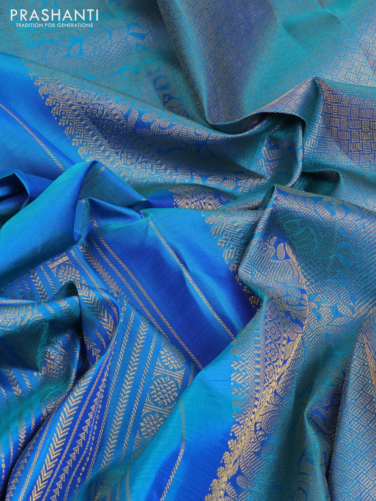 Pure kanchipuram silk saree dual shade of bluish teal green with allover zari weaves in borderless style - Image 3