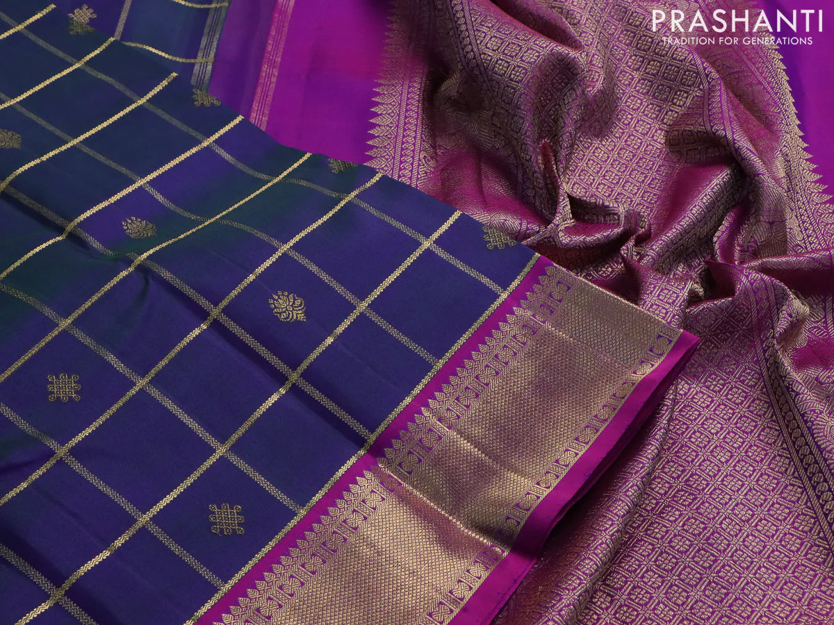 Pure kanchipuram silk saree dual shade of peacock blue and purple with allover zari checks & buttas and zari woven border - Image 4
