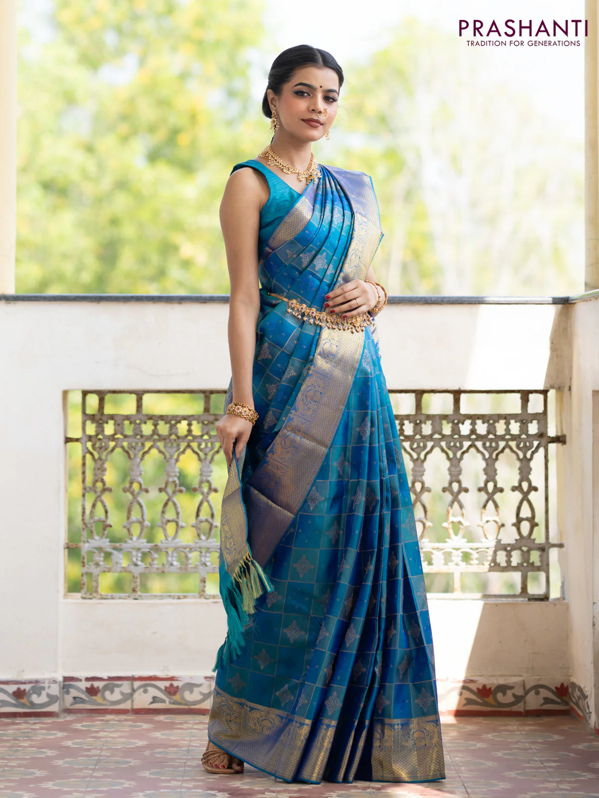 Pure kanchipuram silk saree dual shade of peacock blue with allover self emboss & zari weaves and zari woven border - Image 2