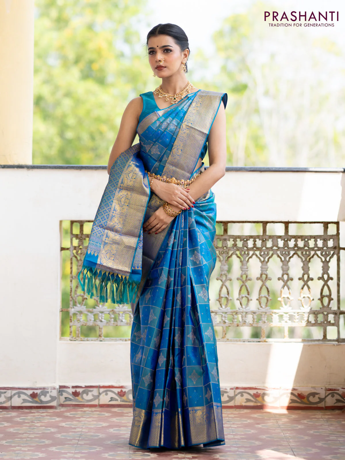 Pure kanchipuram silk saree dual shade of peacock blue with allover self emboss & zari weaves and zari woven border - Image 3